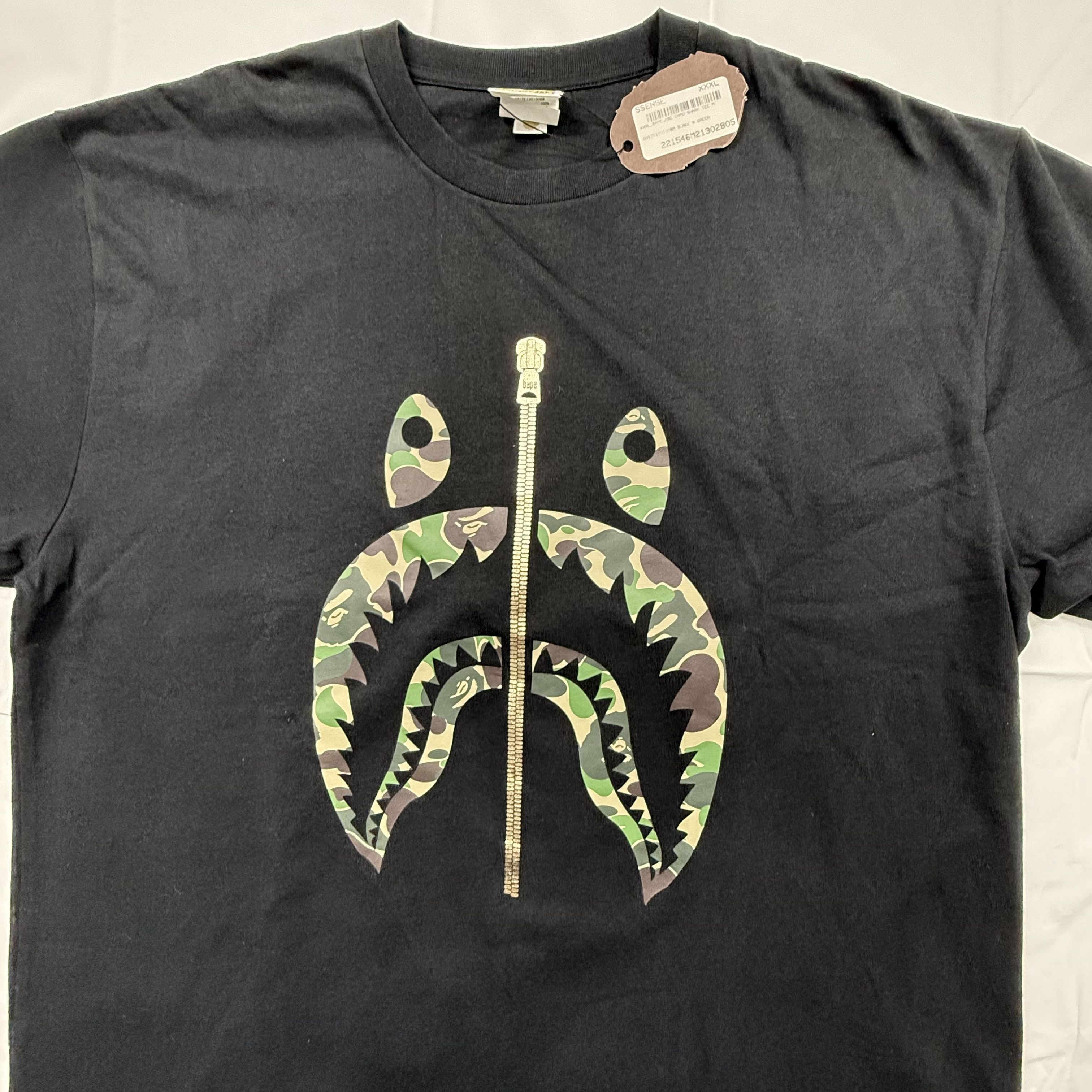 Bape BAPE Shark ABC Camo Zipper T-Shirt Black Green XXXL Size US XXL / EU 58 / 5 - 2 Thumbnail