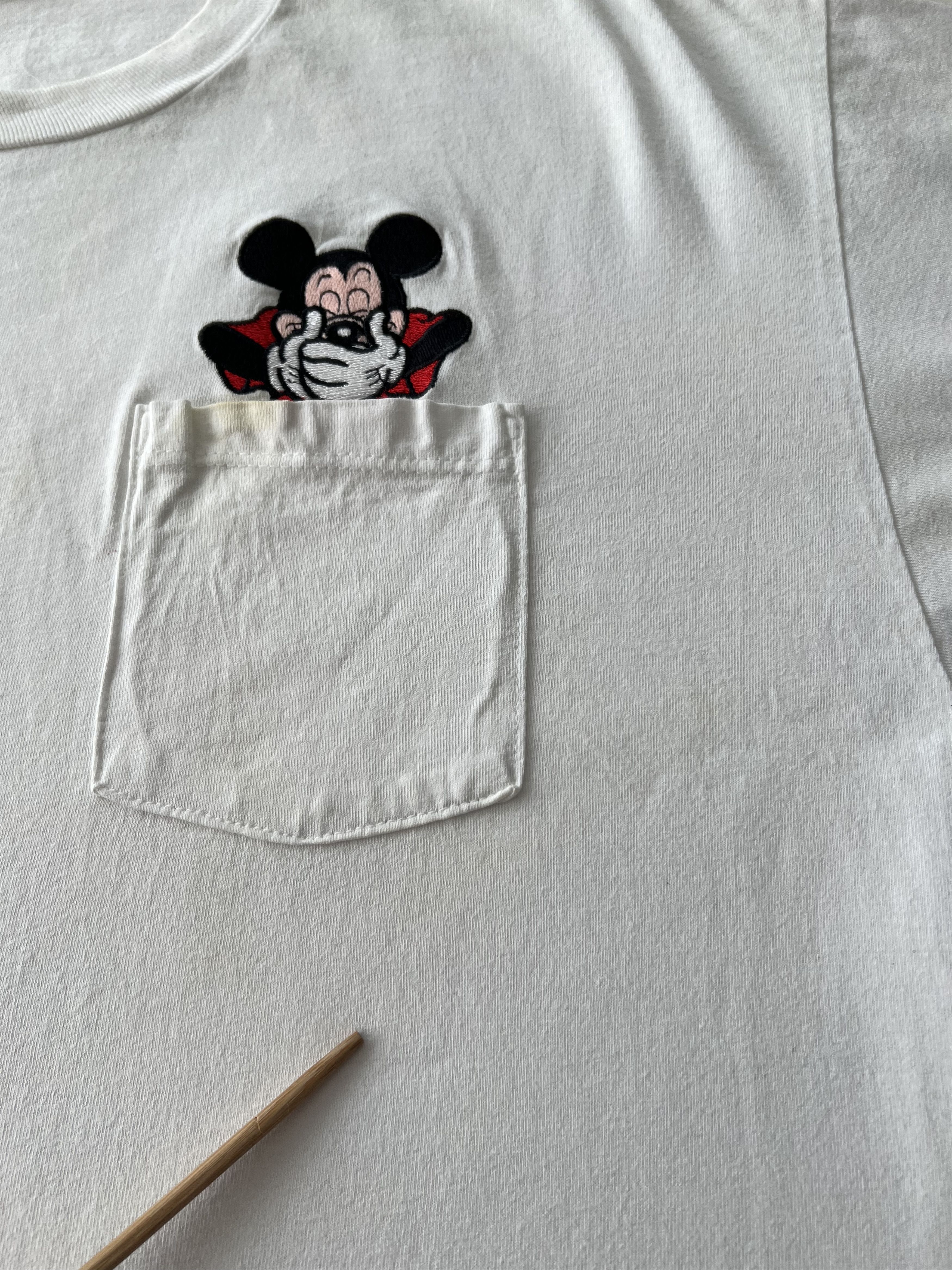 Disney Vintage 90s Disney Mickey Mouse Minnie Mouse Pocket T-shirt Size US XL / EU 56 / 4 - 7 Thumbnail