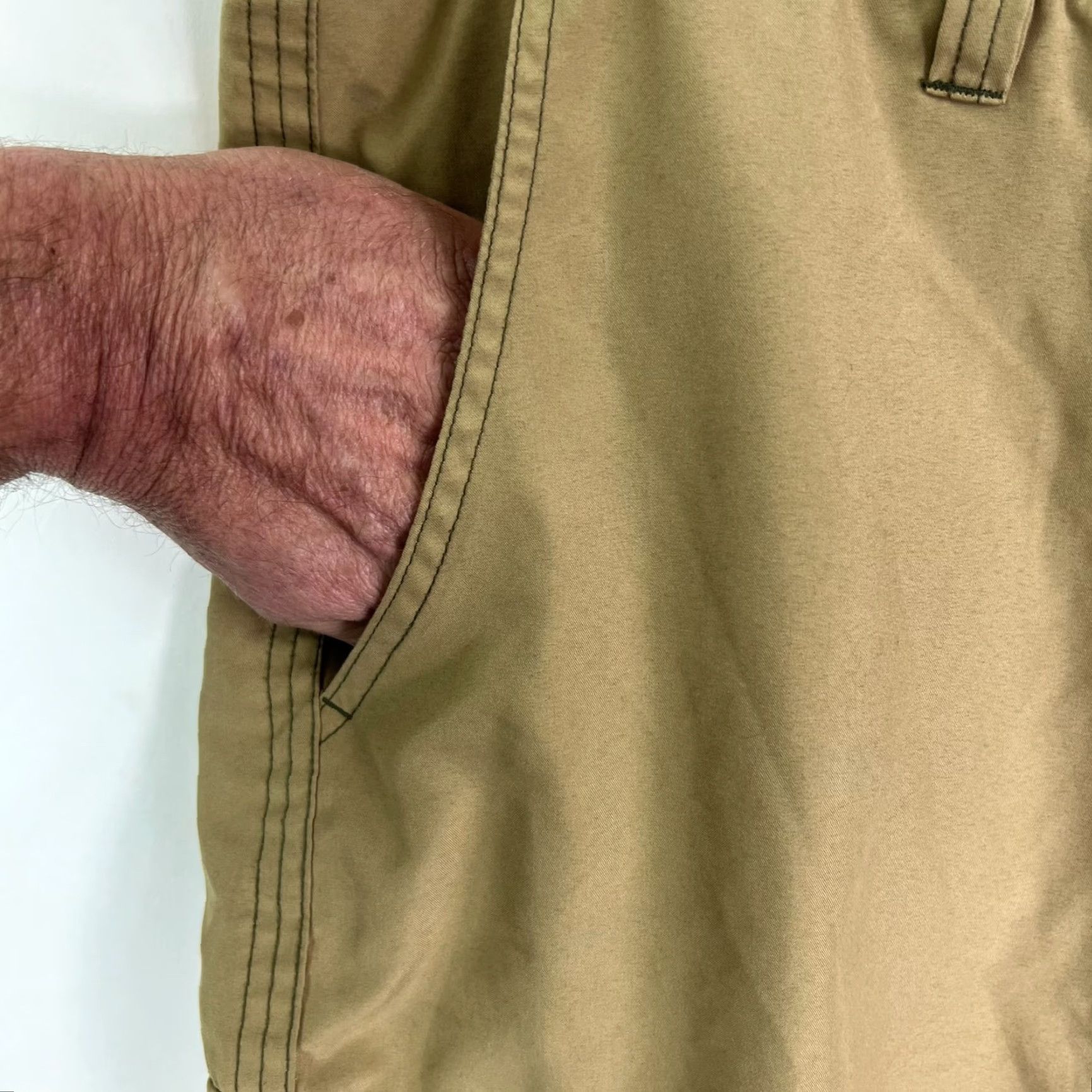 Vintage Magellan Magellan Outdoors Cargo Shorts Mens 42 Tan Lightweight Light Weight Breathable High Rise Cargo Pocket Polyester Short Size US 42 / EU 58 - 4 Thumbnail