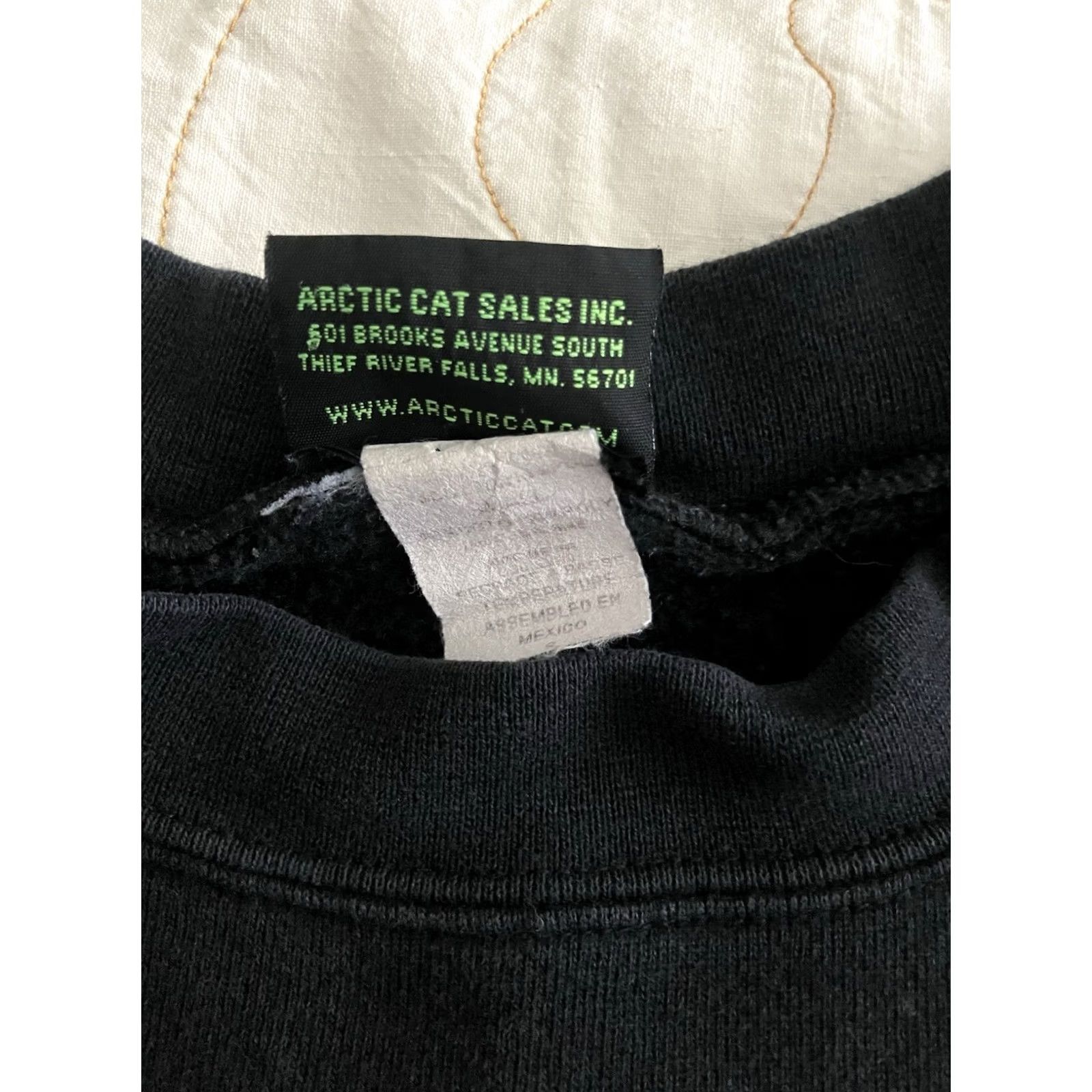 Vintage VINTAGE Arctic Cat Snowmobile Crewneck Sweatshirt Logo Black Small Men Pullover 90s Winter Size US S / EU 44-46 / 1 - 4 Thumbnail