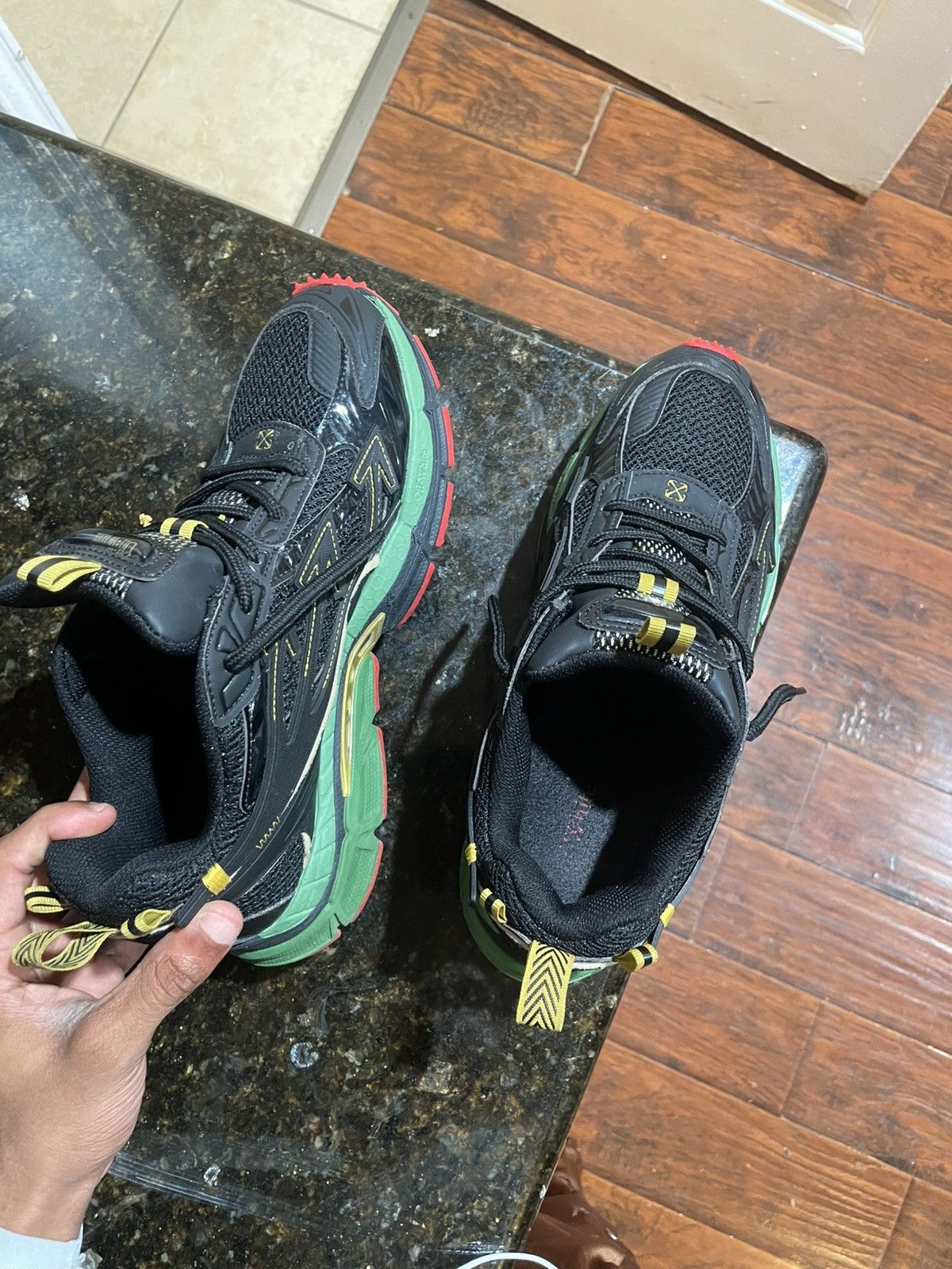 Neiman Marcus × Off-White Off-White Men's Be Right Back Holiday Exclusive Size US 9 / EU 42 - 3 Thumbnail