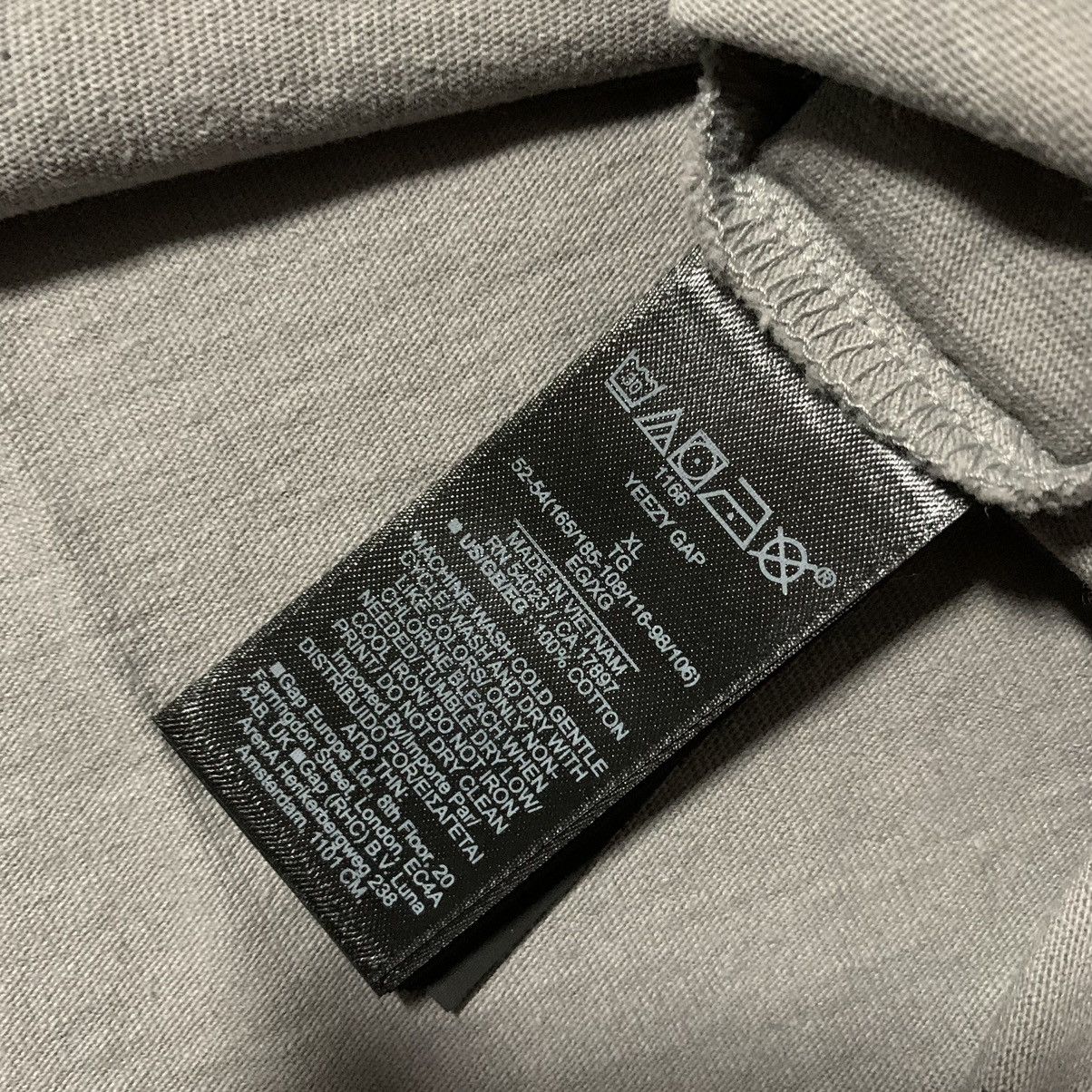 Balenciaga × Gap × Kanye West Yeezy GAP engineered by Balenciaga Tee Size US XL / EU 56 / 4 - 16 Thumbnail