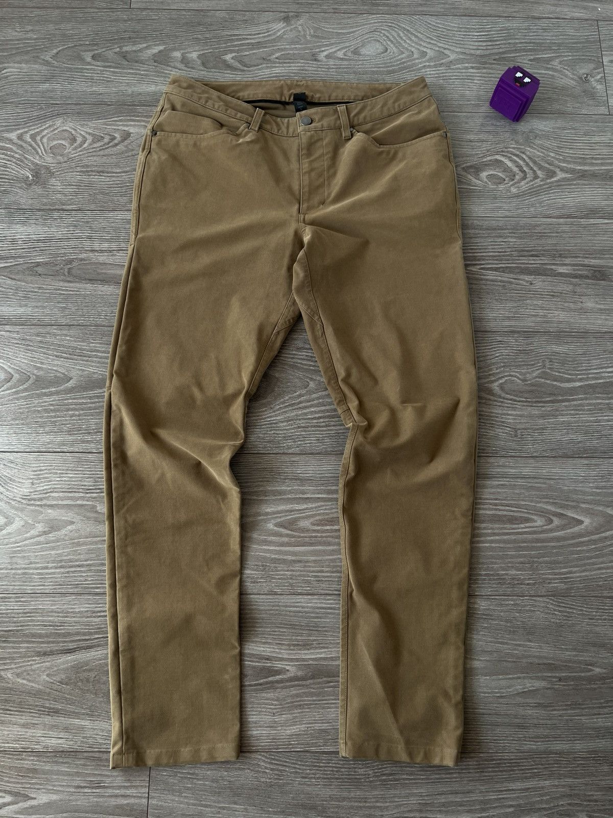 Lululemon Rare Lululemon Logo Secret Pocket Reflective Selvage Pants Size US 33 - 11 Thumbnail