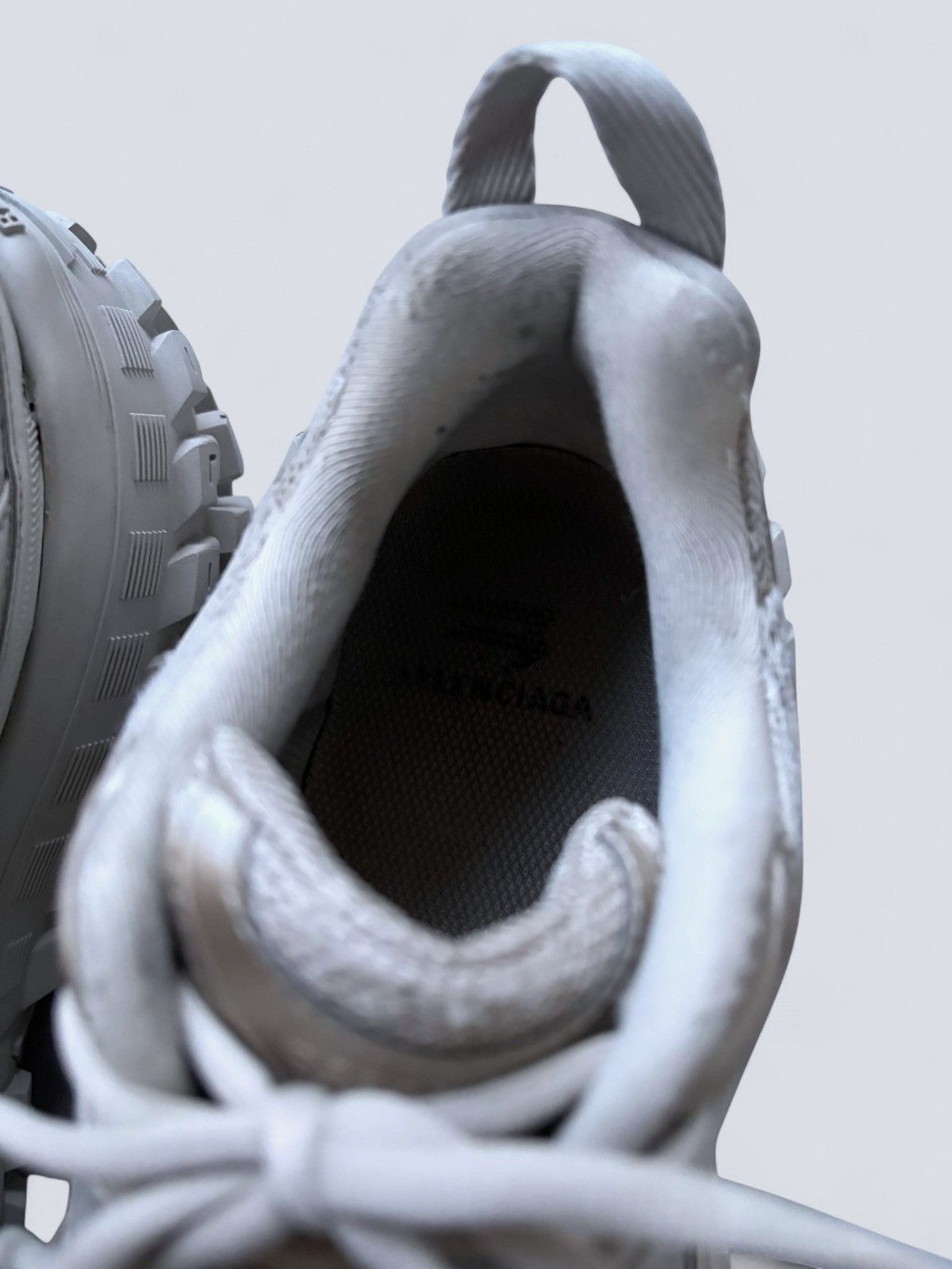 Balenciaga Balenciaga Defender Bouncer Sneakers Beige EU 41 Chunky Size US 8 / EU 41 - 12 Thumbnail