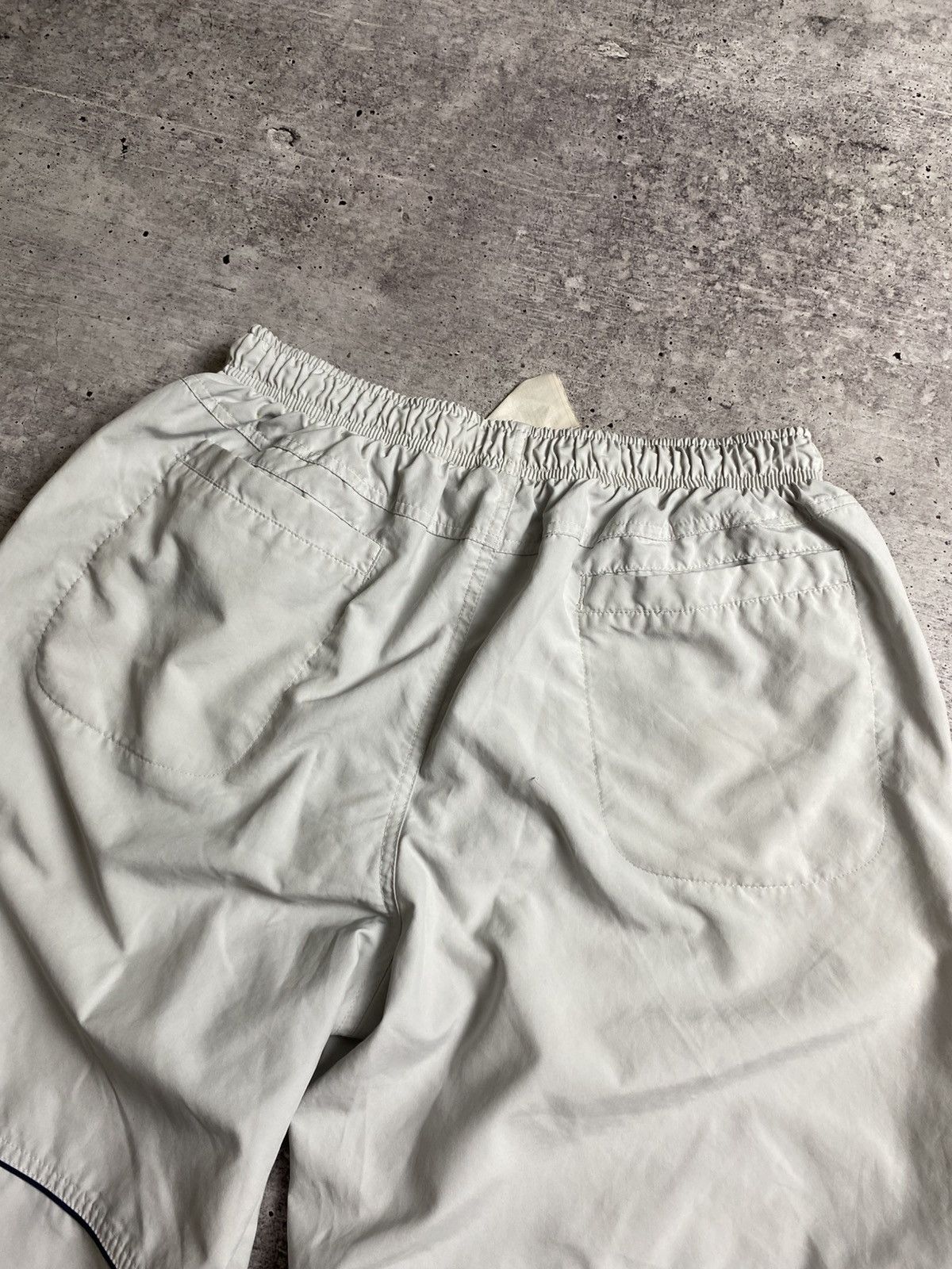 Nike Nike Vintage Shorts Size US 34 / EU 50 - 12 Thumbnail