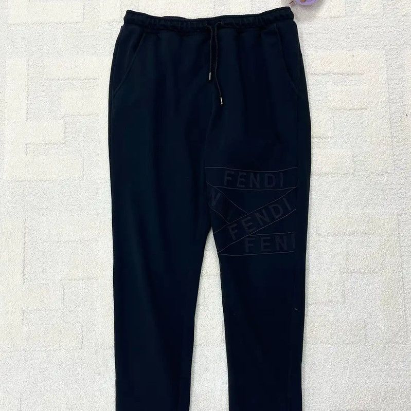 Fendi Fendi Black Casual Pants for Men in Size L 0089 Size US 34 / EU 50 - 1 Thumbnail
