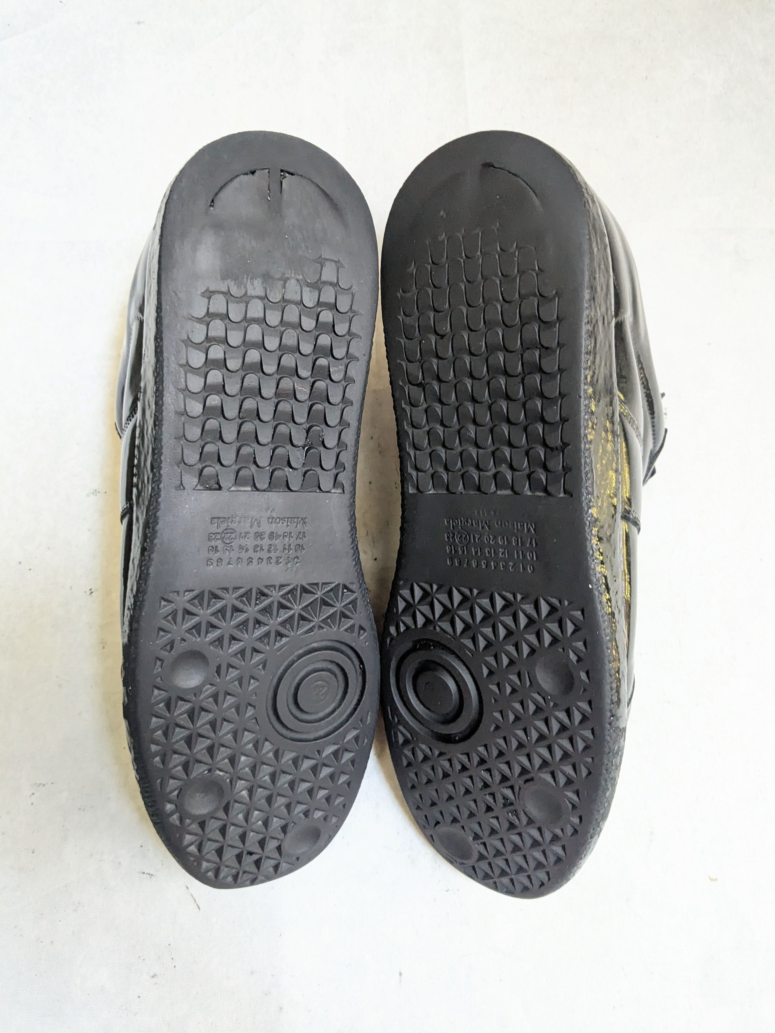 Maison Margiela Maison Margiela Replica GAT Black Patent Leather 12 45 Low Size US 12 / EU 45 - 15 Thumbnail