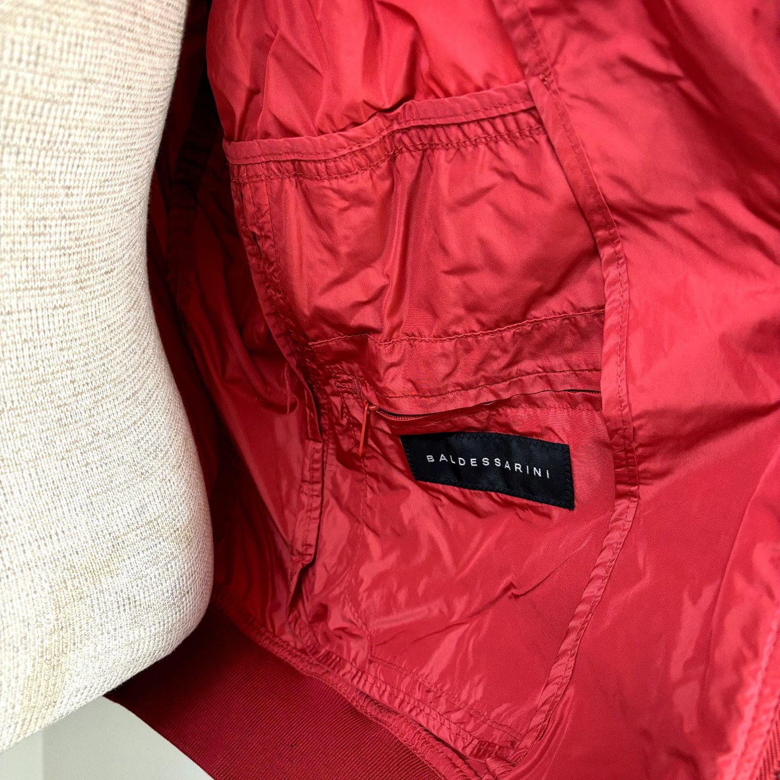 Baldessarini Baldessarini Size 54 Men's Red Windbreaker Full Zip Jacket M Size US L / EU 52-54 / 3 - 6 Thumbnail