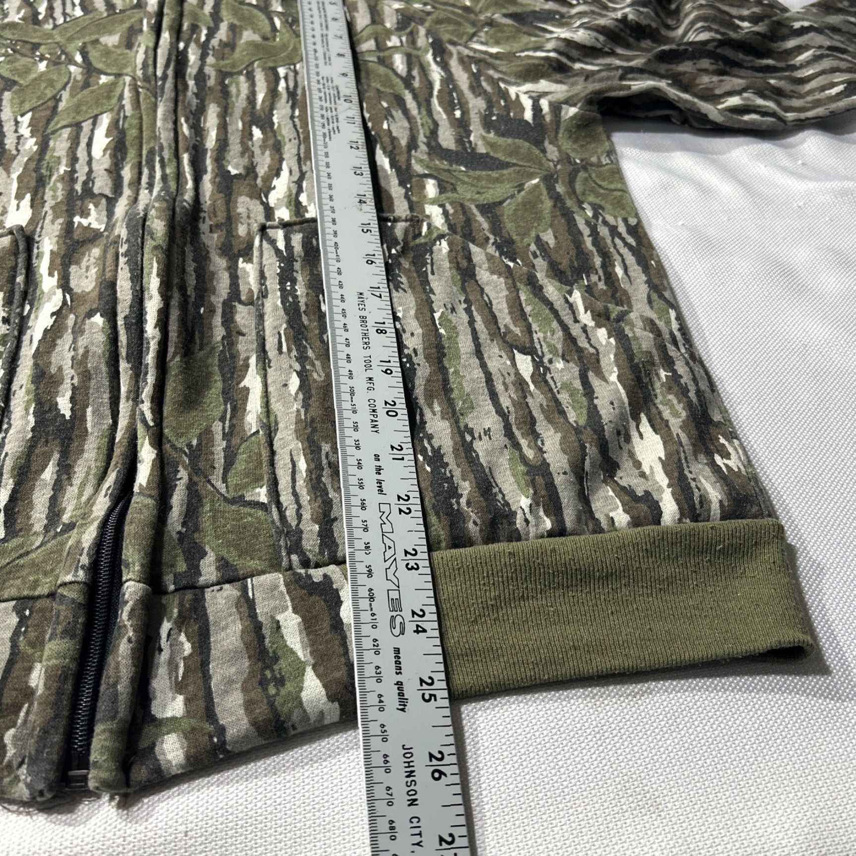 Walls VINTAGE RealTree Treebark Camo Zip Up Hoodie Jacket Mens M Green Sweatshirt Full Zip Size US M / EU 48-50 / 2 - 5 Thumbnail