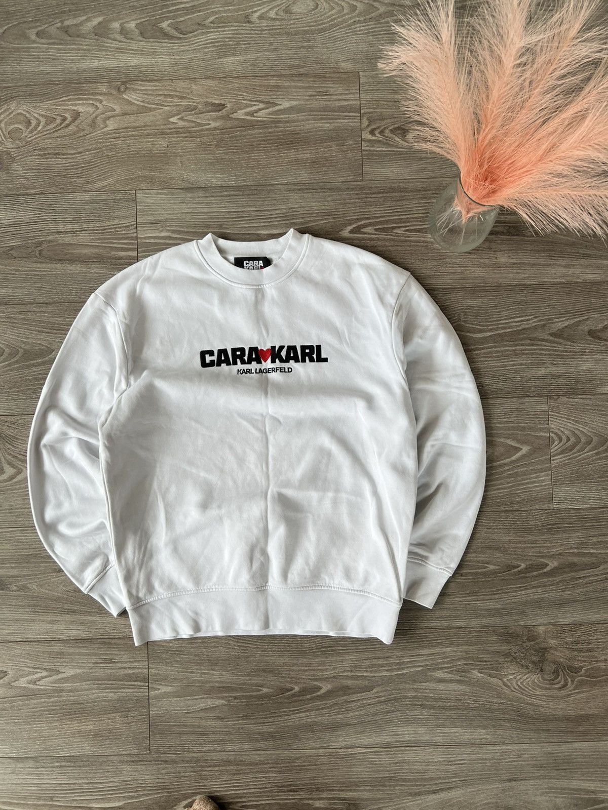 Designer × Karl Lagerfeld ‼️Karl Lagerfeld Cara❤️Karl Big Knit Logo White Sweatshirt‼️ Size US L / EU 52-54 / 3 - 3 Thumbnail