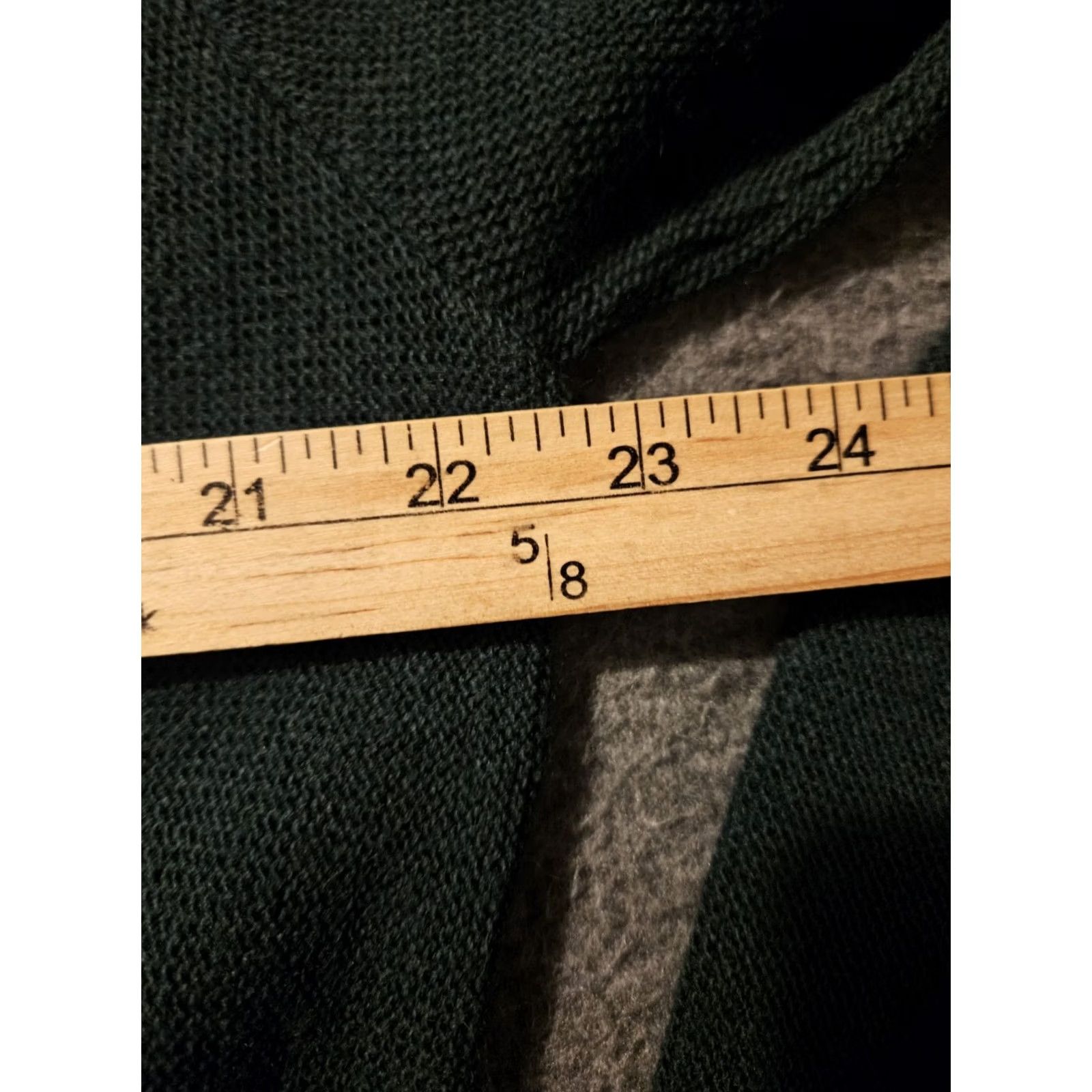 Izod VINTAGE IZOD Pullover Sweater Mens Medium Hunter Green V-Neck 100% Acrylic USA Size US M / EU 48-50 / 2 - 3 Thumbnail