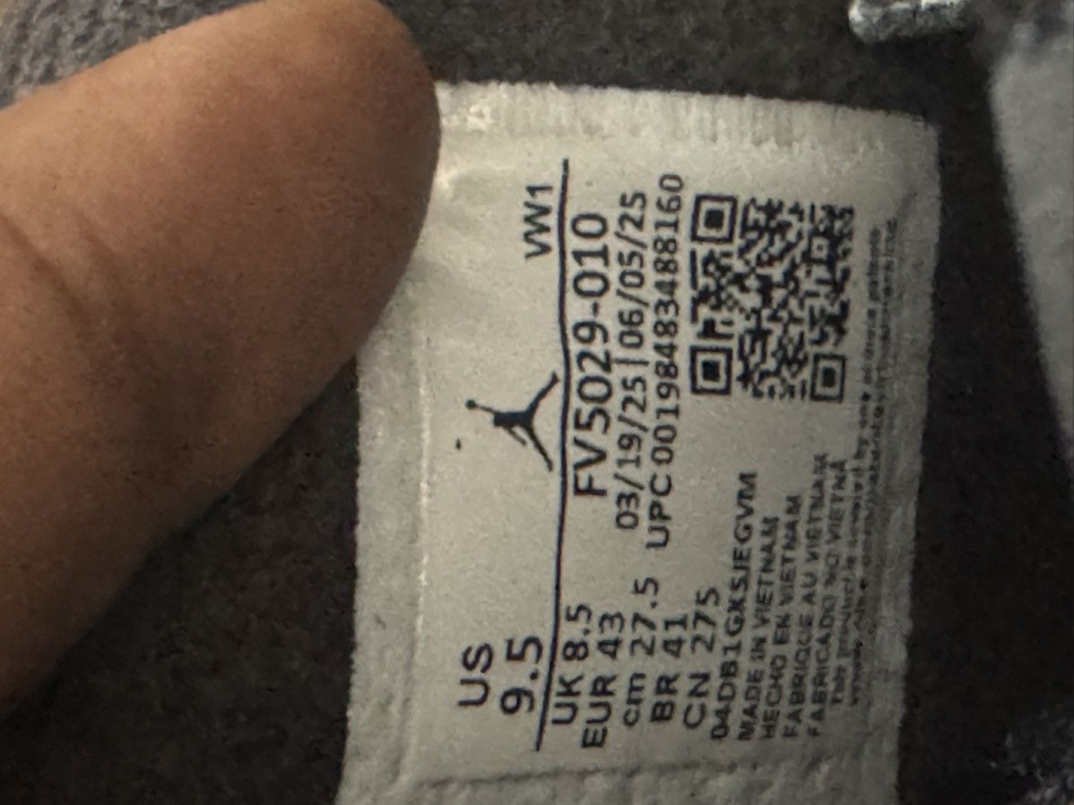 Nike 2025 Black Cat Jordan 4 Size US 9.5 / EU 42-43 - 5 Thumbnail