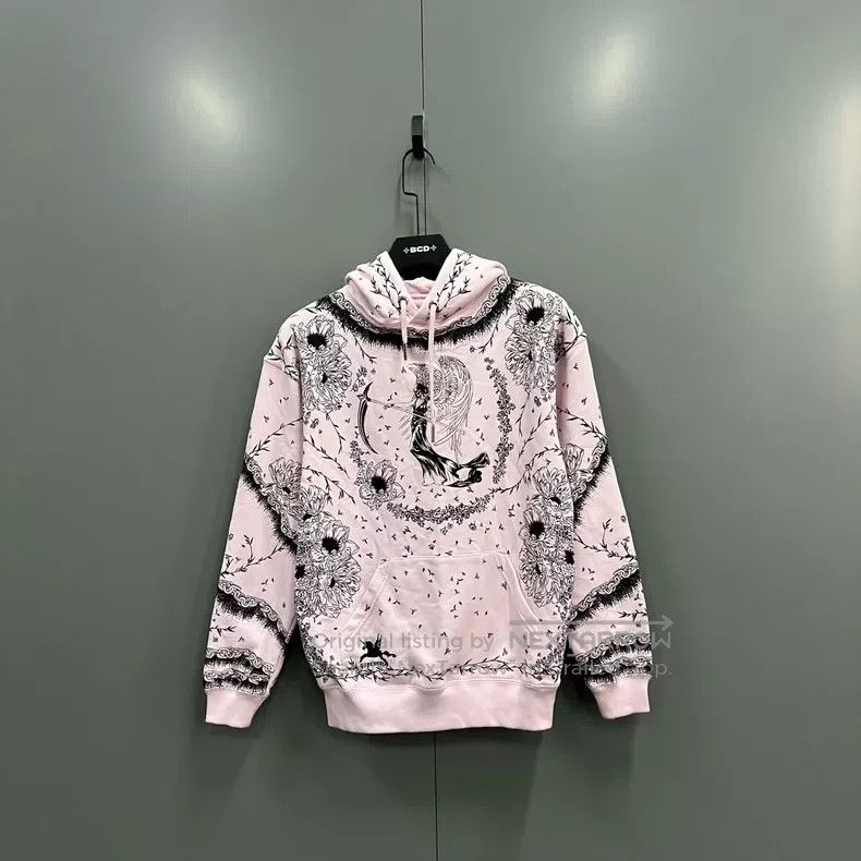 Givenchy Givenchy Gothic print hoodie XS Size US XS / EU 42 / 0 - 1 Thumbnail