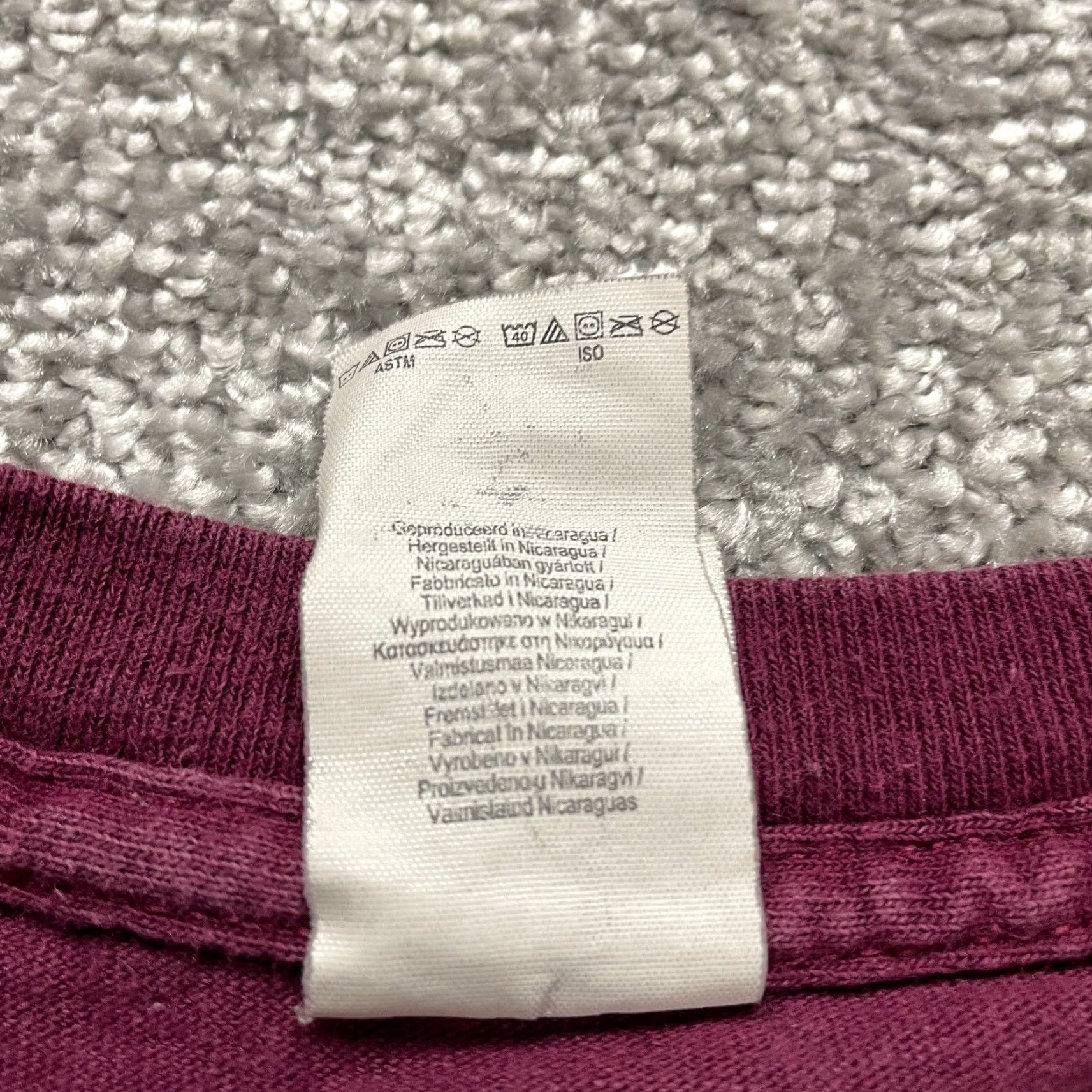 Gildan Vintage Gildan Ultra Cotton Graphic T-Shirt Men 4XL Crew Neck Short Sleeve Maroon Outdoor Size US XXL / EU 58 / 5 - 5 Thumbnail