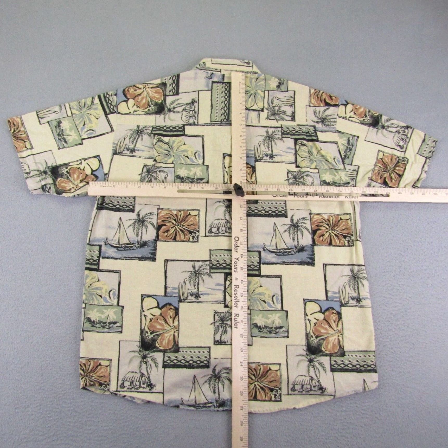 Hilo Hattie Hilo Hattie Shirt Mens Medium Beige Hawaiian Button Camp Aloha Sail Boats Palms Size US M / EU 48-50 / 2 - 5 Thumbnail