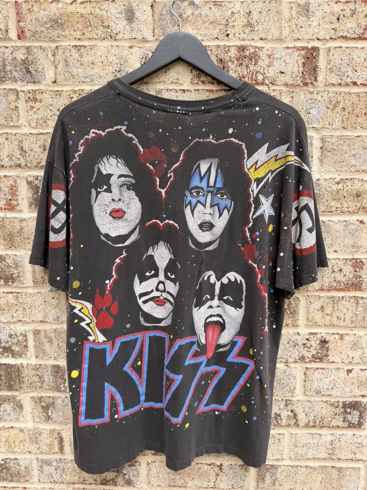 Band Tees Vintage 1992 KISS AOP Band T-Shirt Size US XL / EU 56 / 4 - 2 Thumbnail