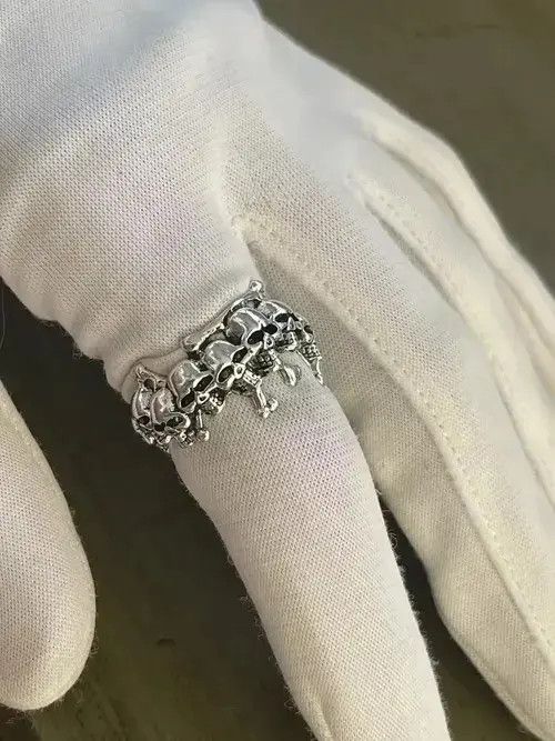 VIBE Punk skull ring Size ONE SIZE - 2 Thumbnail