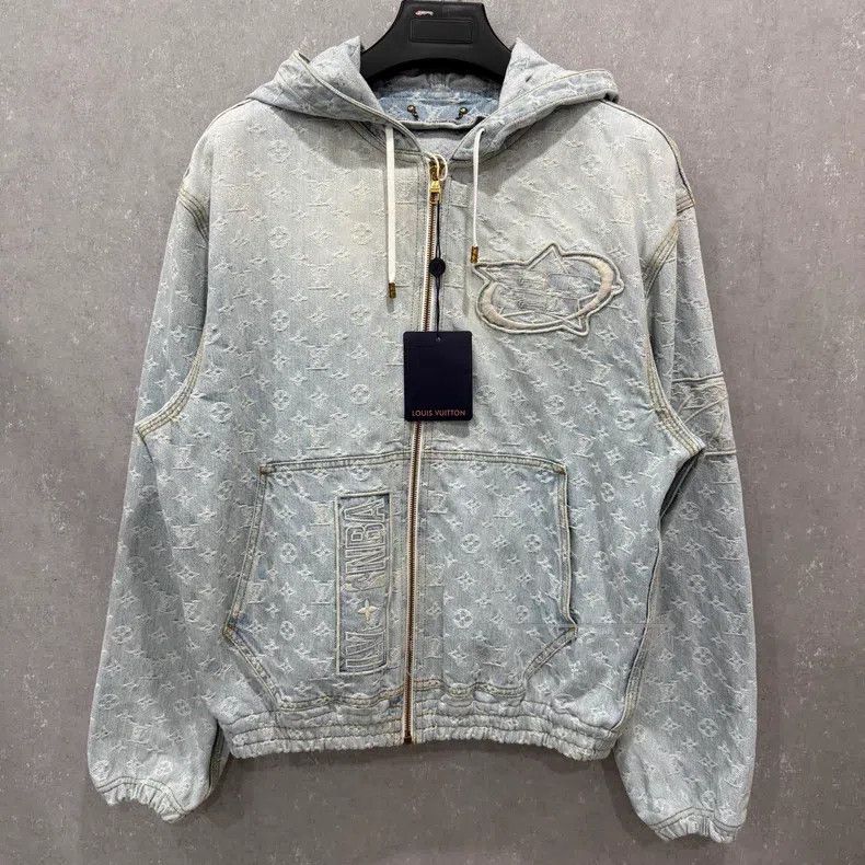 Louis Vuitton Louis Vuitton NBA Signature Embroidered Hooded Denim Jacke Size US M / EU 48-50 / 2 - 1 Thumbnail