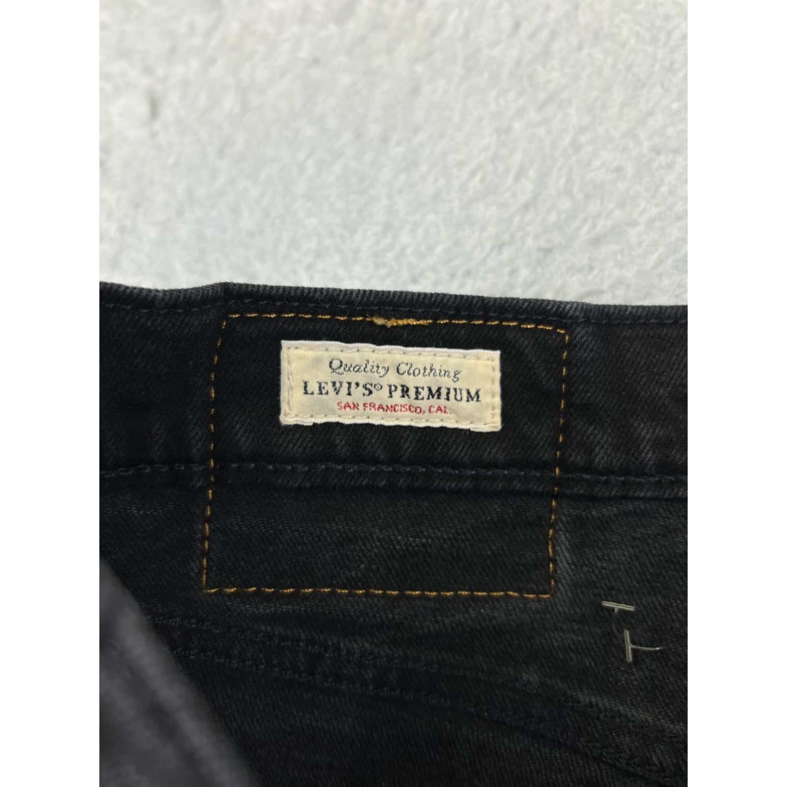 Levi's VINTAGE Levis Premium Jeans Womens 29 Back Denim Skinny Taper Cotton Blend Black 5-Pocket Design Mens? Size 29" - 6 Thumbnail