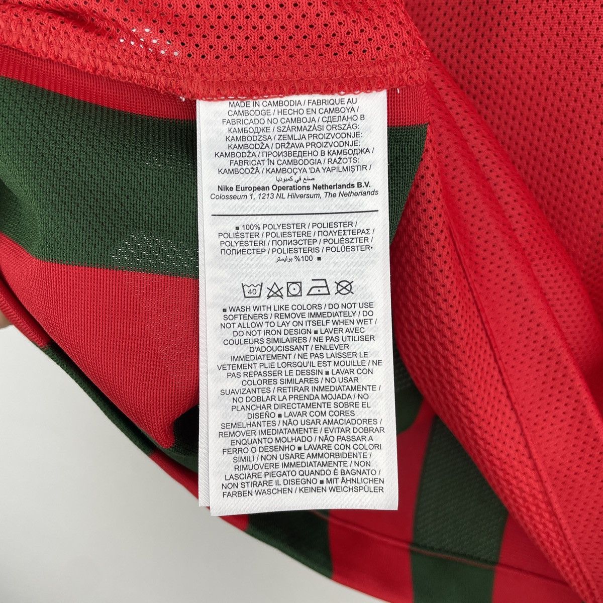 Nike FC Augsburg Home Nike Men’s Jersey Shirt 2021/2022 size S Size US S / EU 44-46 / 1 - 7 Thumbnail