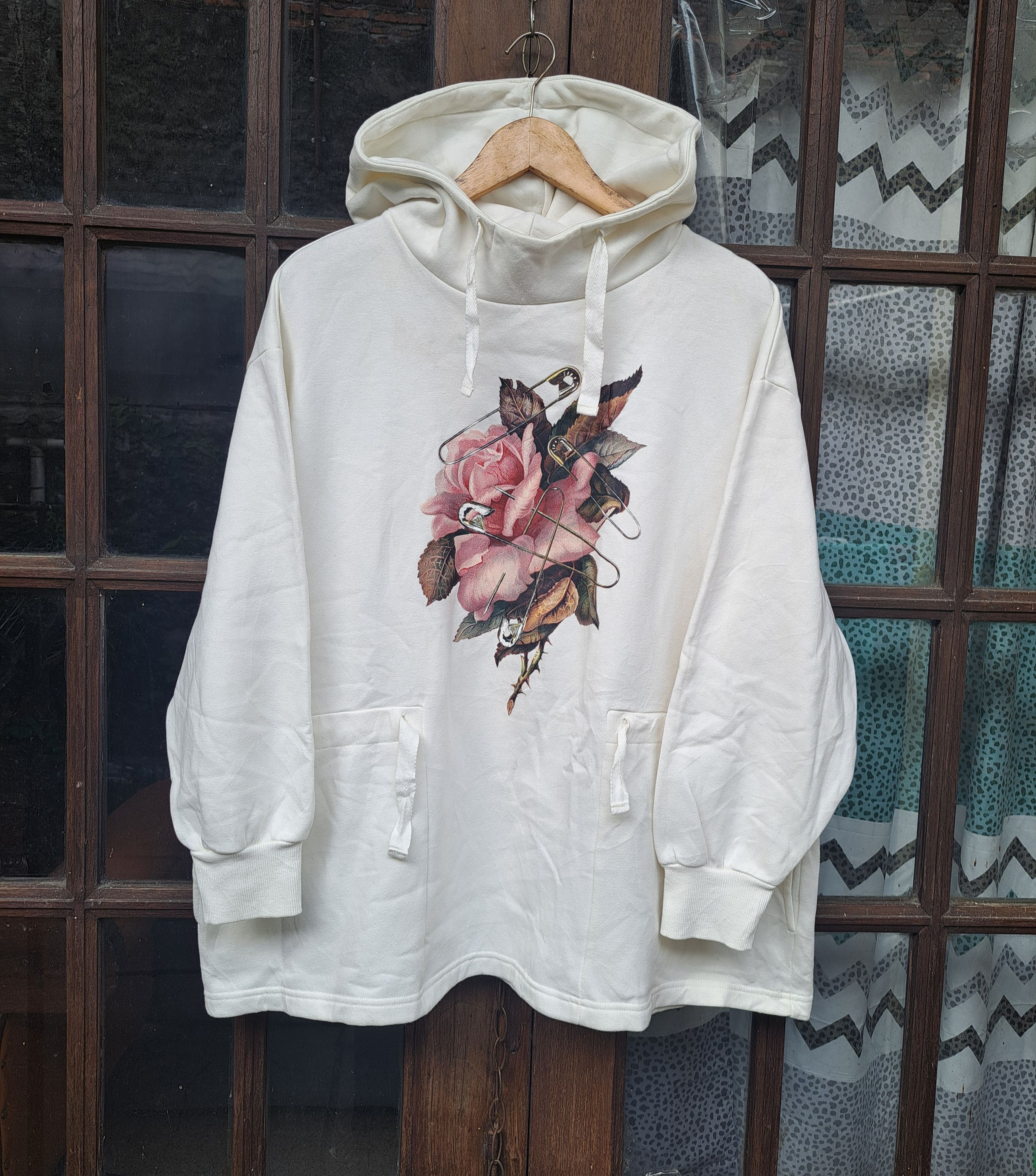 GU × Undercover GU x Undercover Jun Takahashi Japan Oversize Hoodie Size US L / EU 52-54 / 3 - 1 Thumbnail