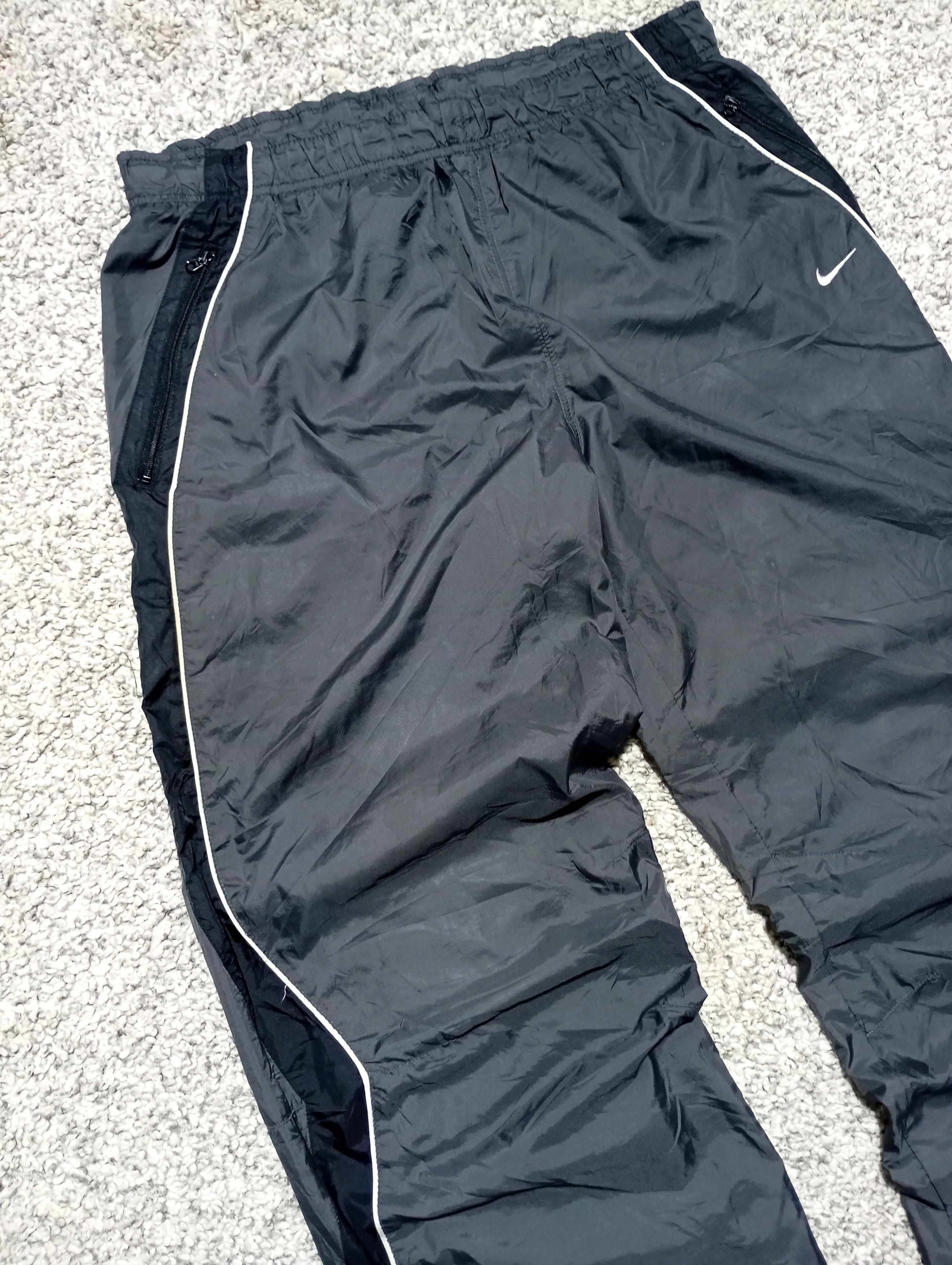 Nike NIKE 90's BAGGY SWOOSH LOGO TRACK PANTS RARE RETRO Y2K Size US 33 - 5 Thumbnail