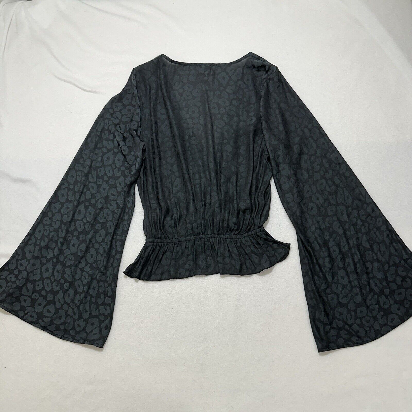 Show Me Your MuMu Show Me Your Mumu XS Black Leopard Richie Flare Sleeve Top Size XS / US 0-2 / IT 36-38 - 11 Thumbnail