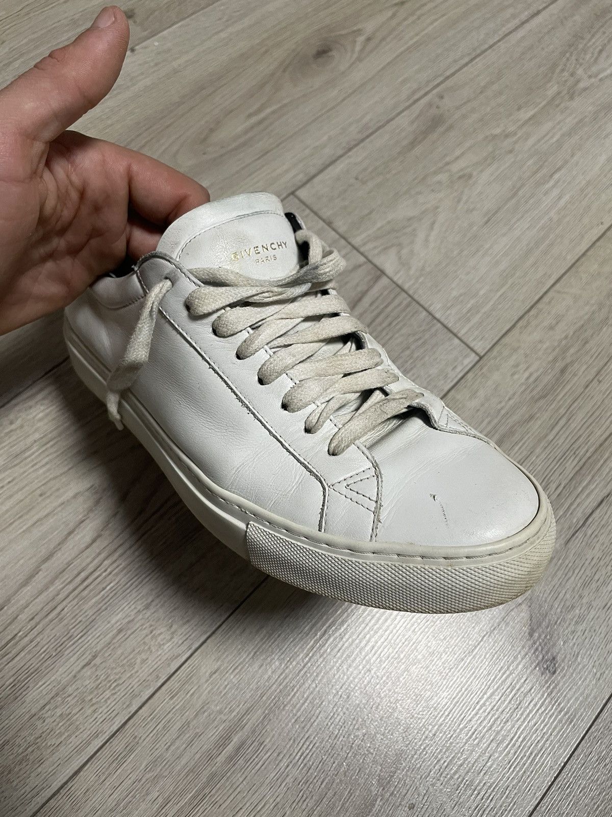 Givenchy Givenchy Urban Street Low White Leather Sneakers Size US 9.5 / EU 42-43 - 17 Thumbnail
