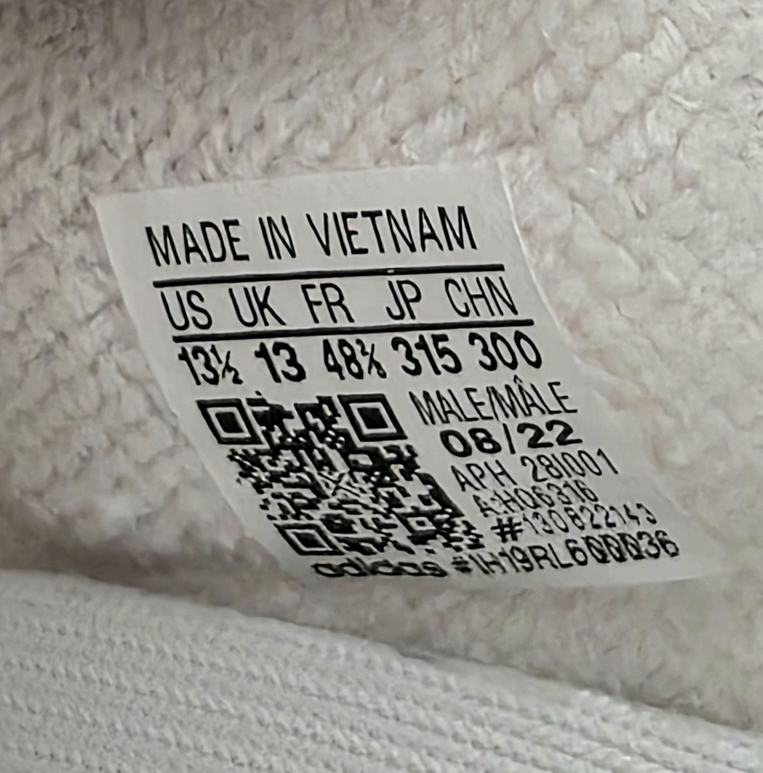 Adidas Adidas Yeezy 350 V2 Bone HQ6316 Size 13.5 Cream Size US 13 / EU 46 - 10 Thumbnail