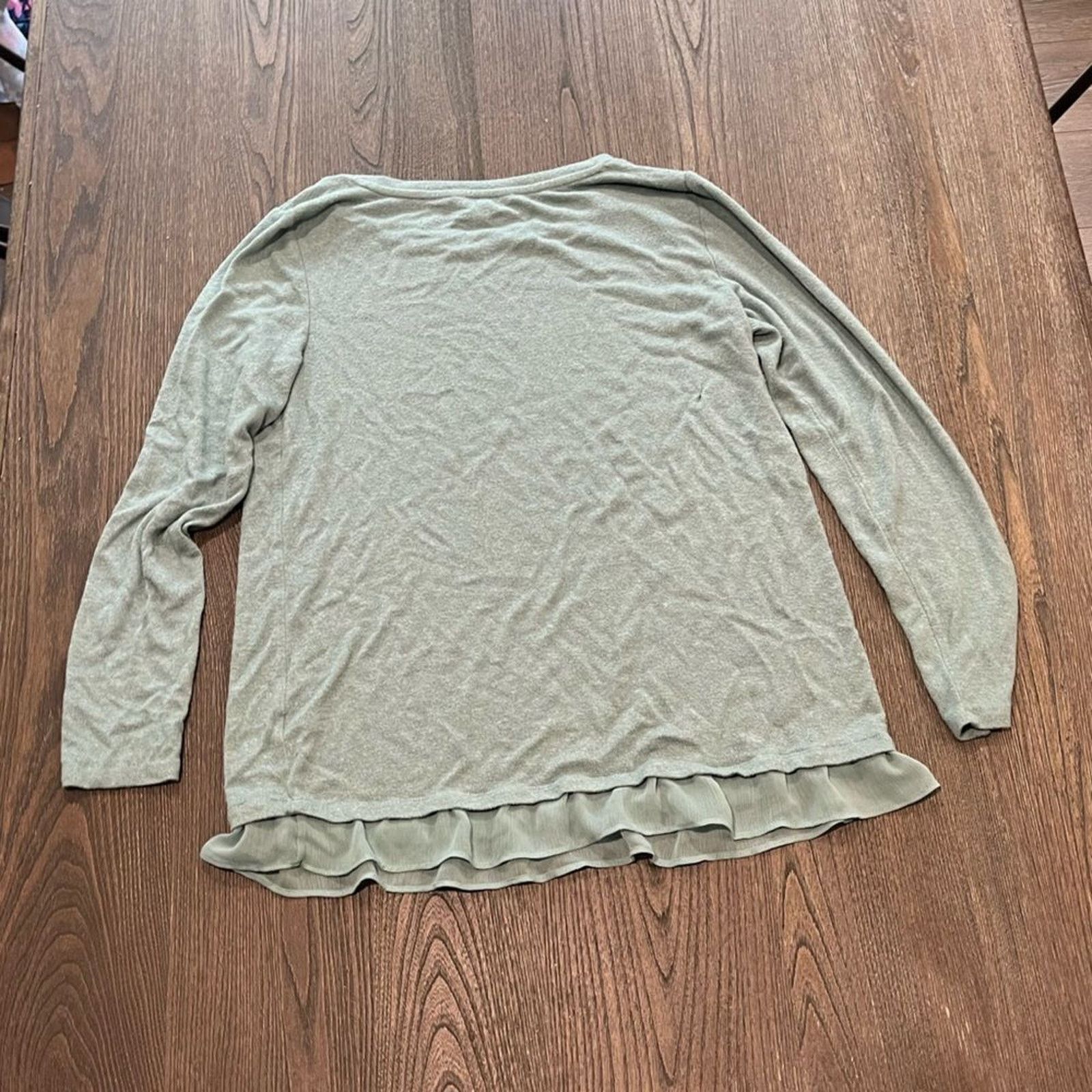 Vintage LC Lauren Conrad Sage Green Long Sleeve Lace Blouse Size M Size M / US 6-8 / IT 42-44 - 4 Thumbnail