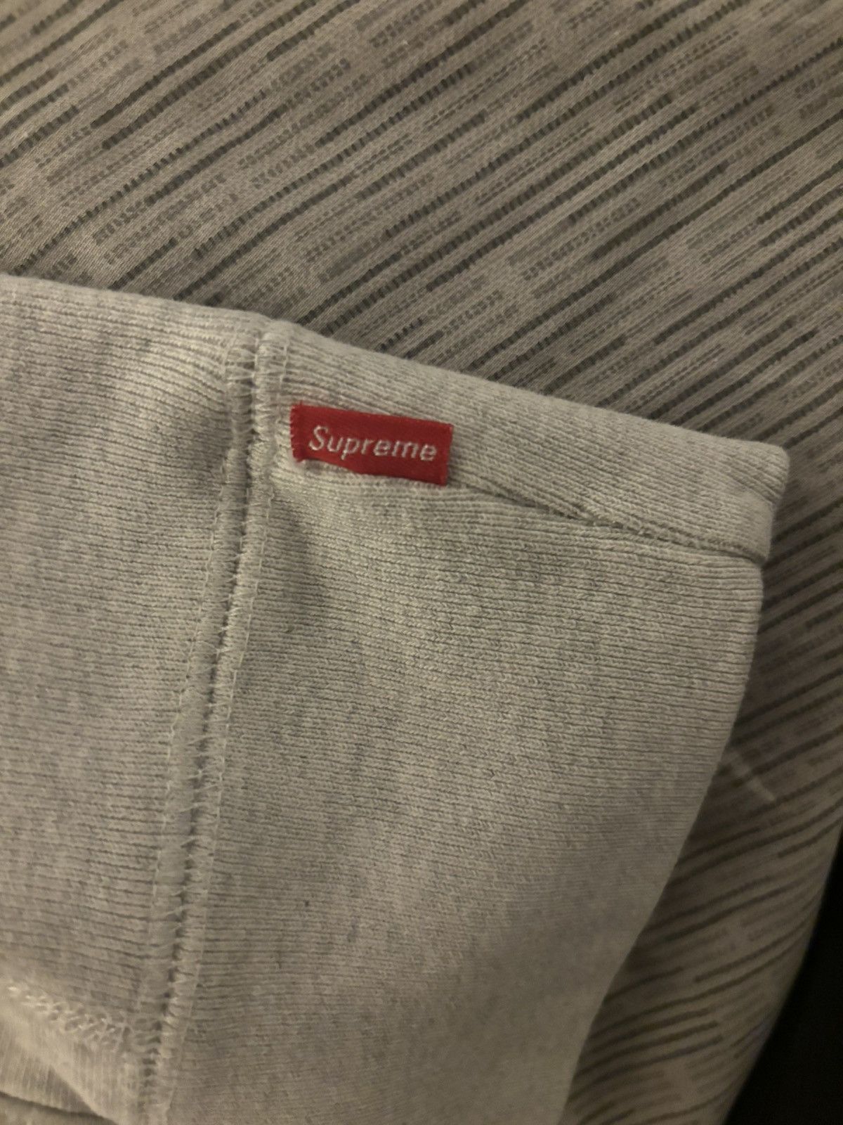Supreme Grey Supreme hoodie white Supreme text Size US M / EU 48-50 / 2 - 4 Thumbnail