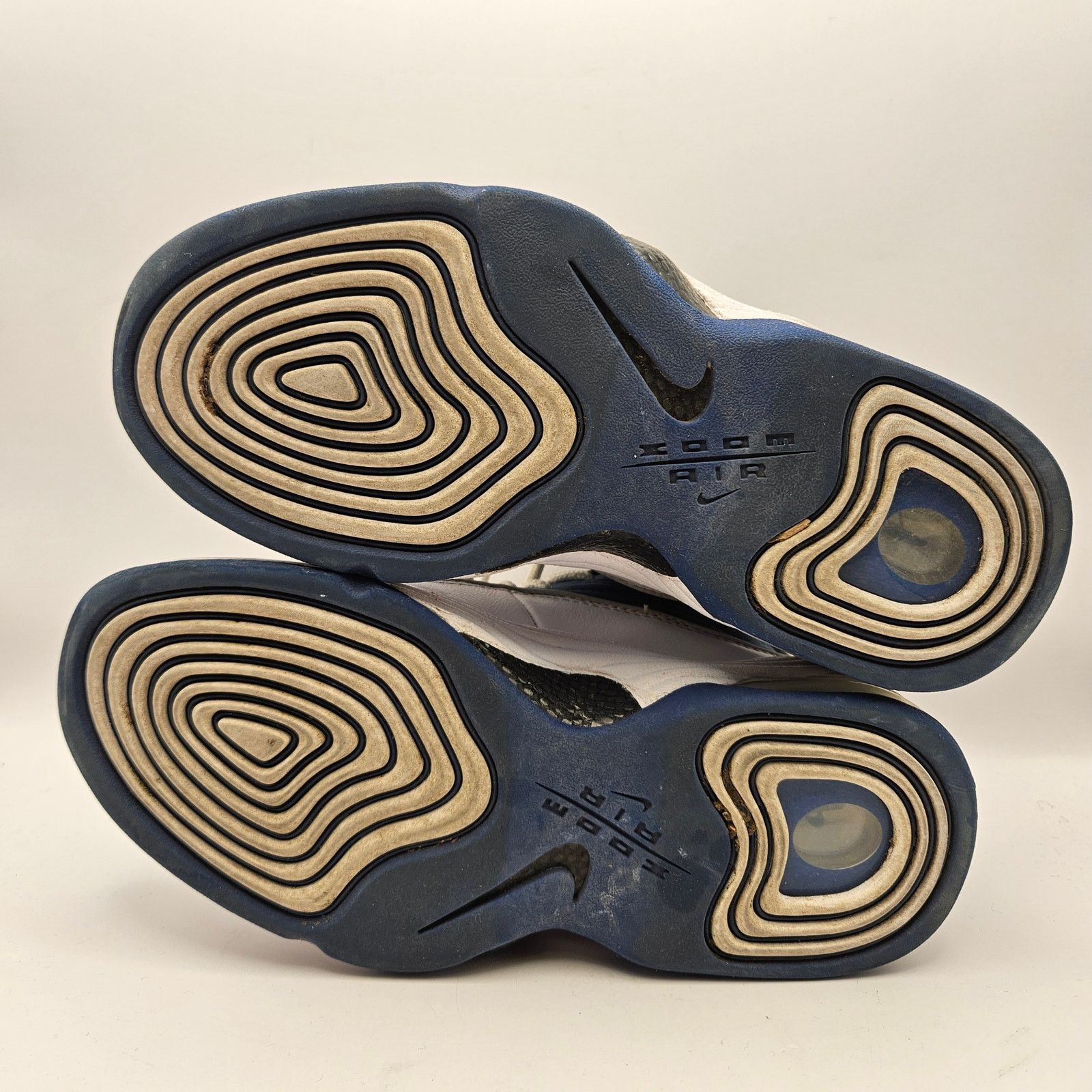 Nike NIKE MEN'S 4 AIR PENNY 2 ATLANTIC BLUE FN4438-400 USED Size US 5 / EU 37 - 5 Thumbnail