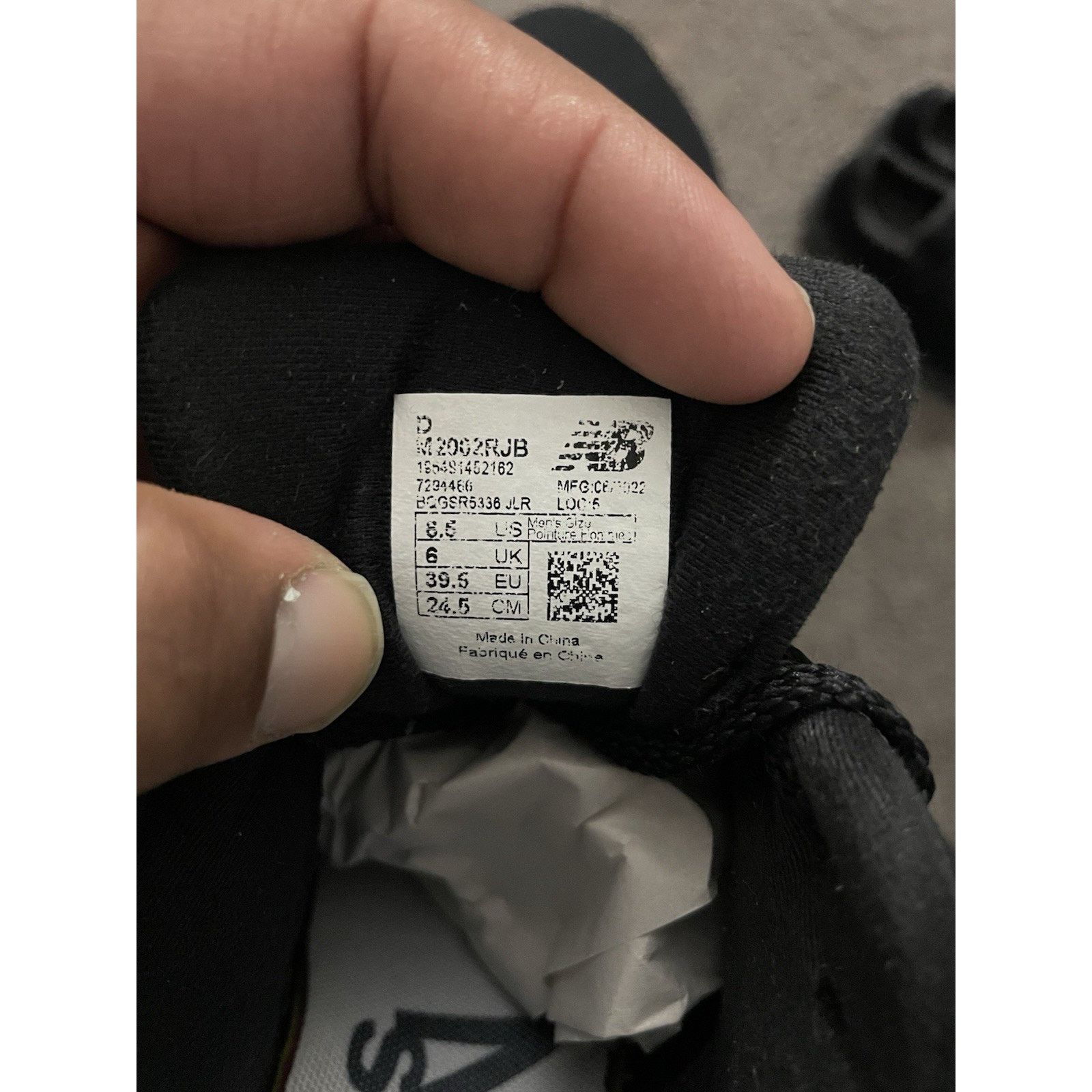 New Balance Size 6.5m- New Balance 2002R Sneakers M2002RJB Black White Size US 5.5 / EU 38 - 6 Thumbnail