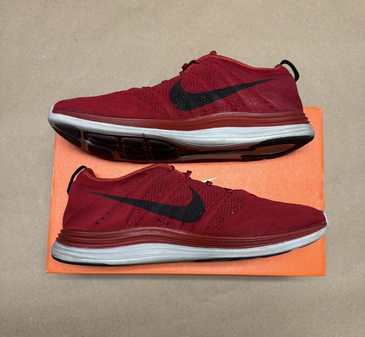 Nike Nike Flyknit Lunar 1+ Red size 14 men’s running shoes Rare! Size US 14 / EU 47 - 2 Thumbnail
