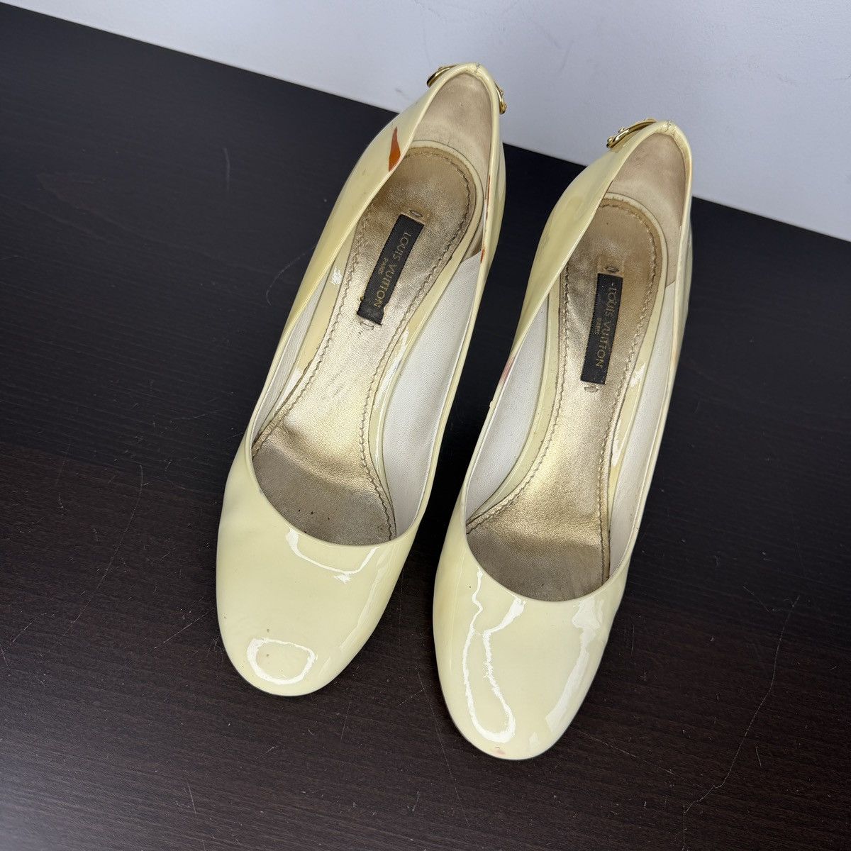 Louis Vuitton Louis Vuitton Patent Leather Heels Size US 6 / IT 36 - 4 Thumbnail