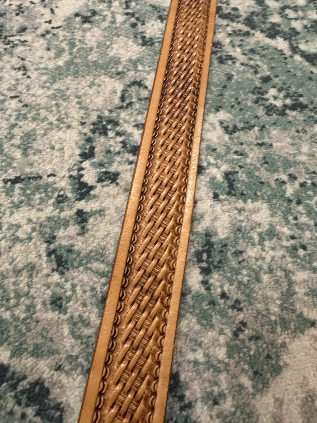 Handmade Tony Lama Classic Basketweave Leather Belt Bronc Buckle (32) Size 32 - 16 Thumbnail