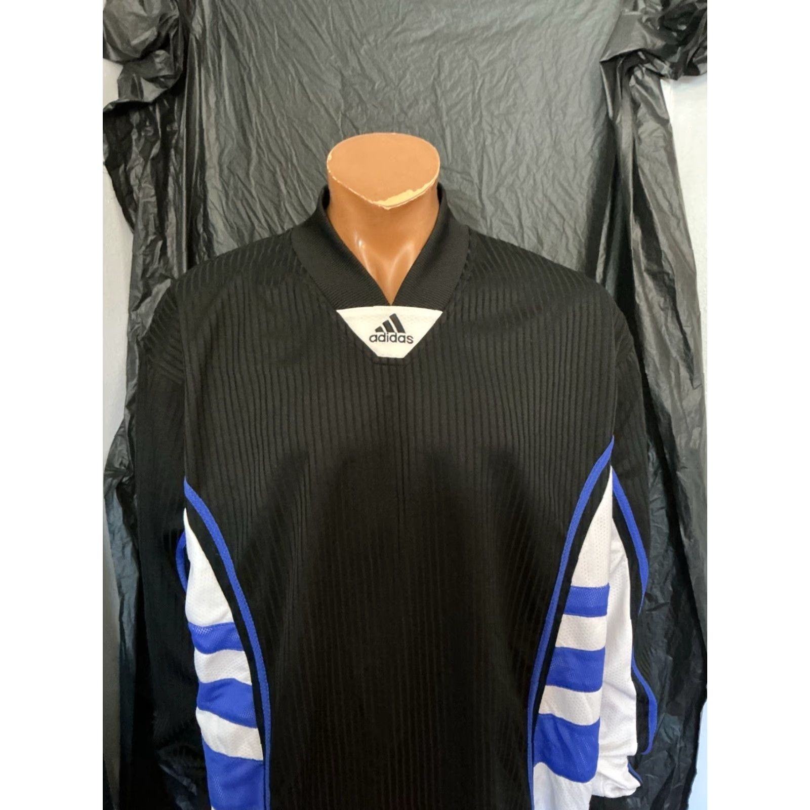 Adidas VINTAGE Adidas Soccer Jersey Long Sleeve XL Mens 90s Black Goalkeeper Football Size XL Size US XL / EU 56 / 4 - 8 Thumbnail