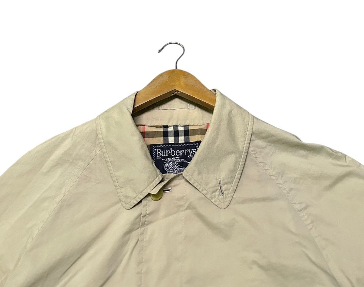 Burberry 90s vintage Burberry Pimlico raglan-sleeve trench coat Size US L / EU 52-54 / 3 - 3 Thumbnail