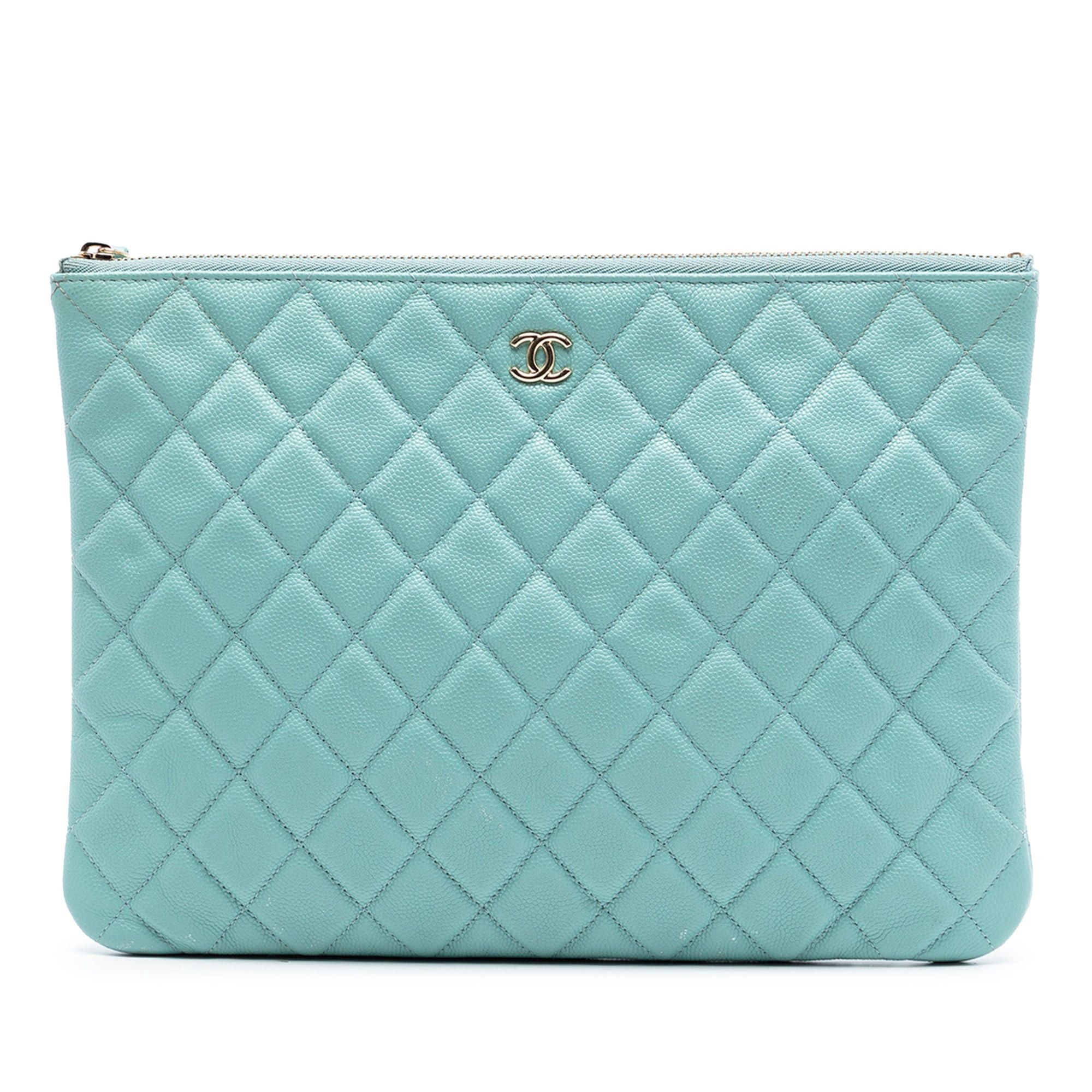 Chanel Medium Quilted Caviar O Case Clutch Size ONE SIZE - 1 Thumbnail
