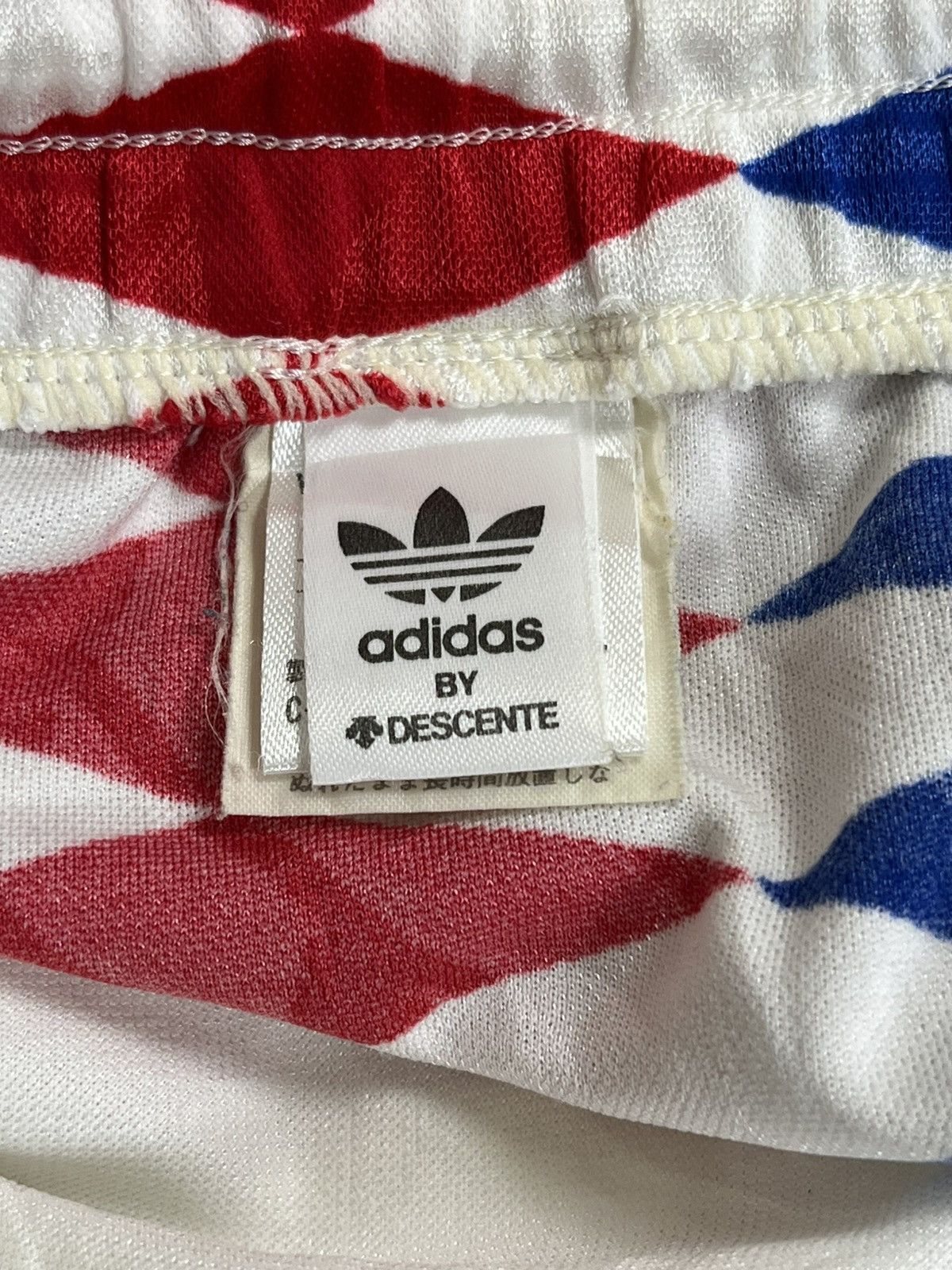 Vintage 1994 Adidas France Short Jersey Size US 32 / EU 48 - 6 Thumbnail
