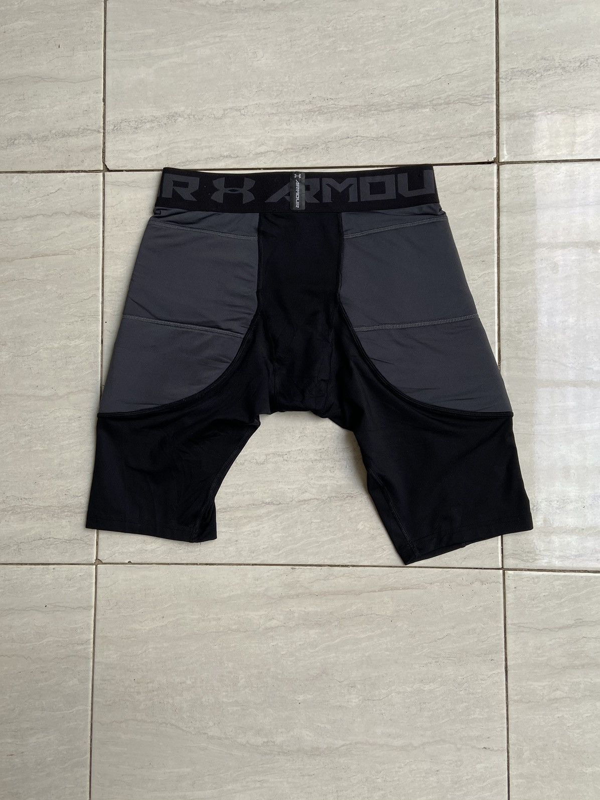 Under Armour Under Armour Heatgear Shorts Size US 26 / EU 42 - 4 Thumbnail