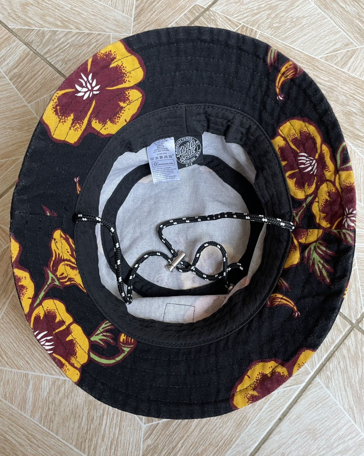Santa Cruz Skateboards Santa Cruz Skateboard Embroidered Logo Y2K Flowers Bucket SB Size ONE SIZE - 6 Thumbnail