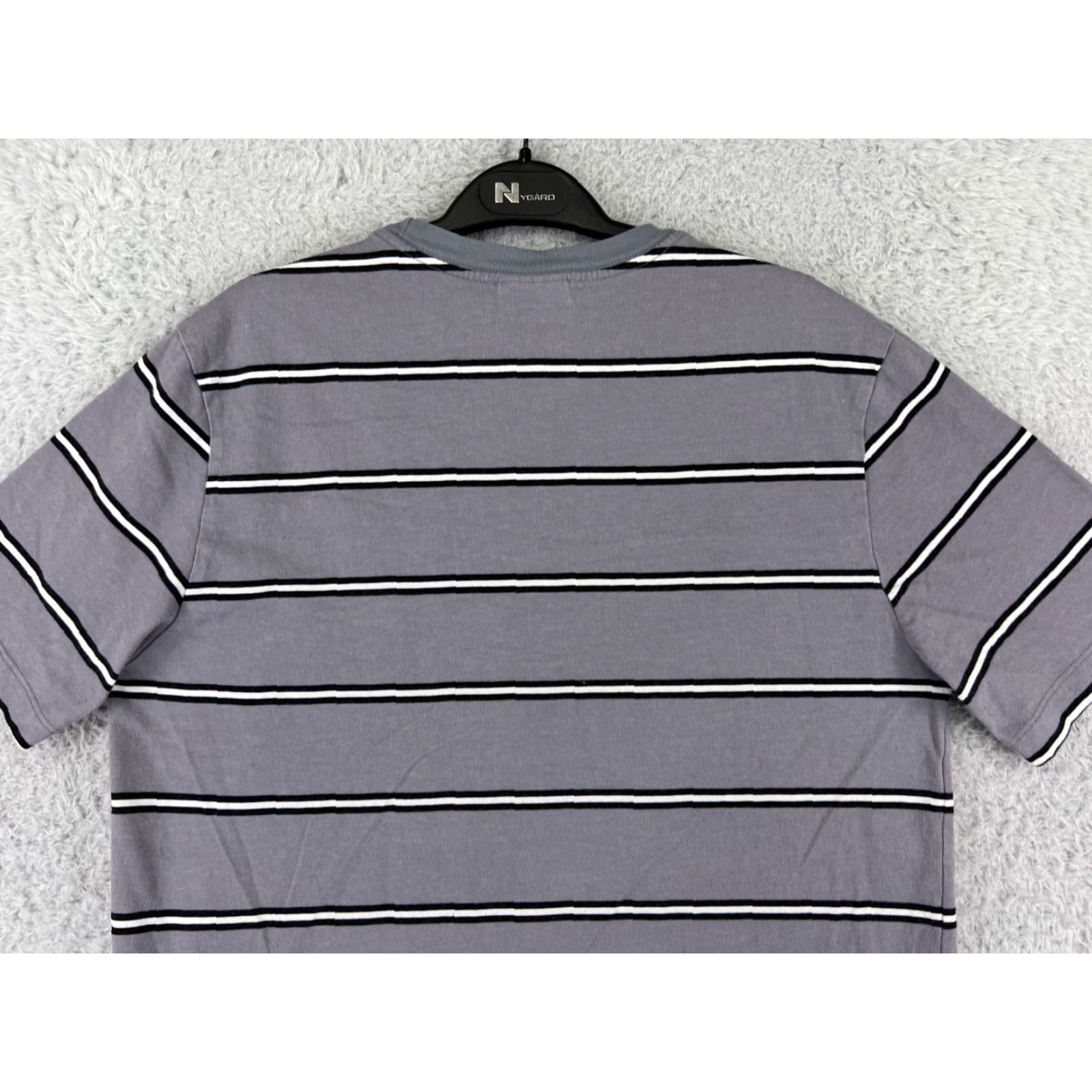 Nike Nike Shirt Mens Medium Gray Stripe Embroidered Swoosh Logo 100% Cotton Adult Regular Short Sleeve Crew Neck Vintage: No Size US M / EU 48-50 / 2 - 7 Thumbnail