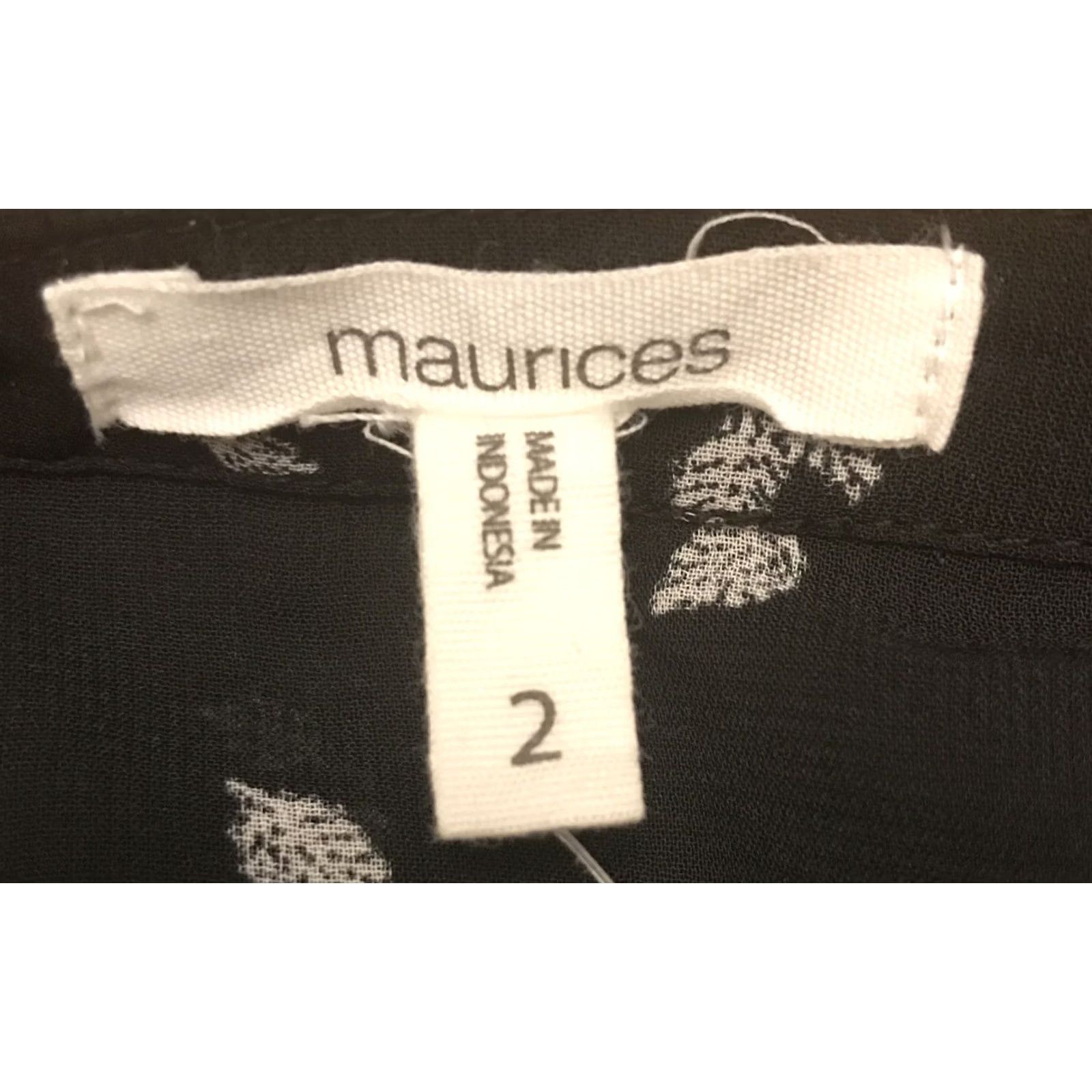 Vintage Maurices Blouse Shirt 2XL Black White 3/4 Sleeve Sheer V-Neck Button Pullover Women Size XXL / US 16-18 / IT 52-54 - 5 Thumbnail