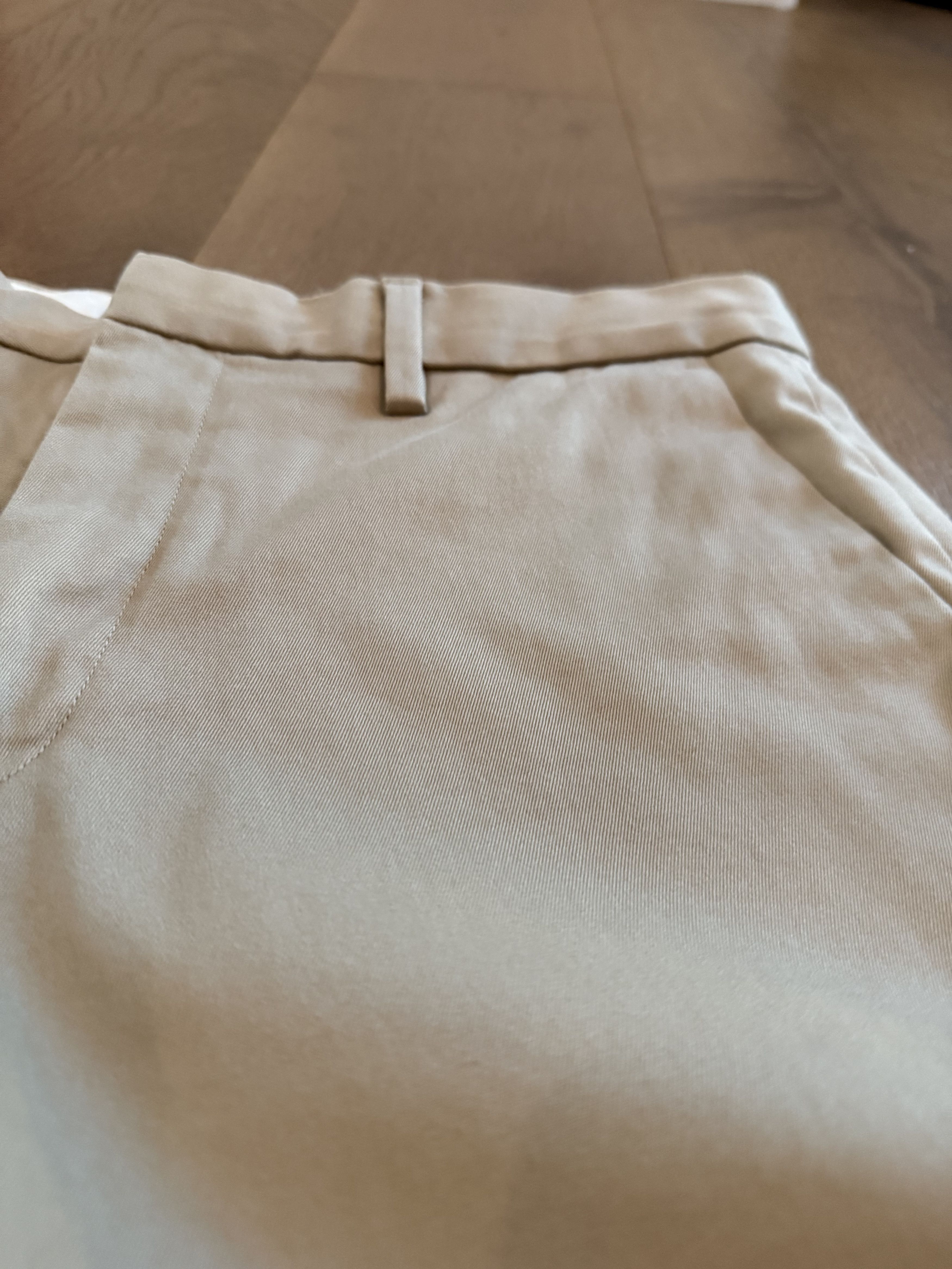 Banana Republic Rapid-Movement Stretch Chinos, Tapered Fit Size US 31 - 4 Thumbnail