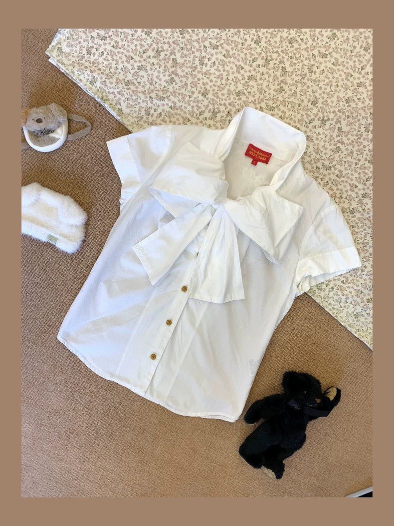 Vivienne Westwood Vivienne Westwood White short-sleeved shirt Size M / US 6-8 / IT 42-44 - 1 Thumbnail