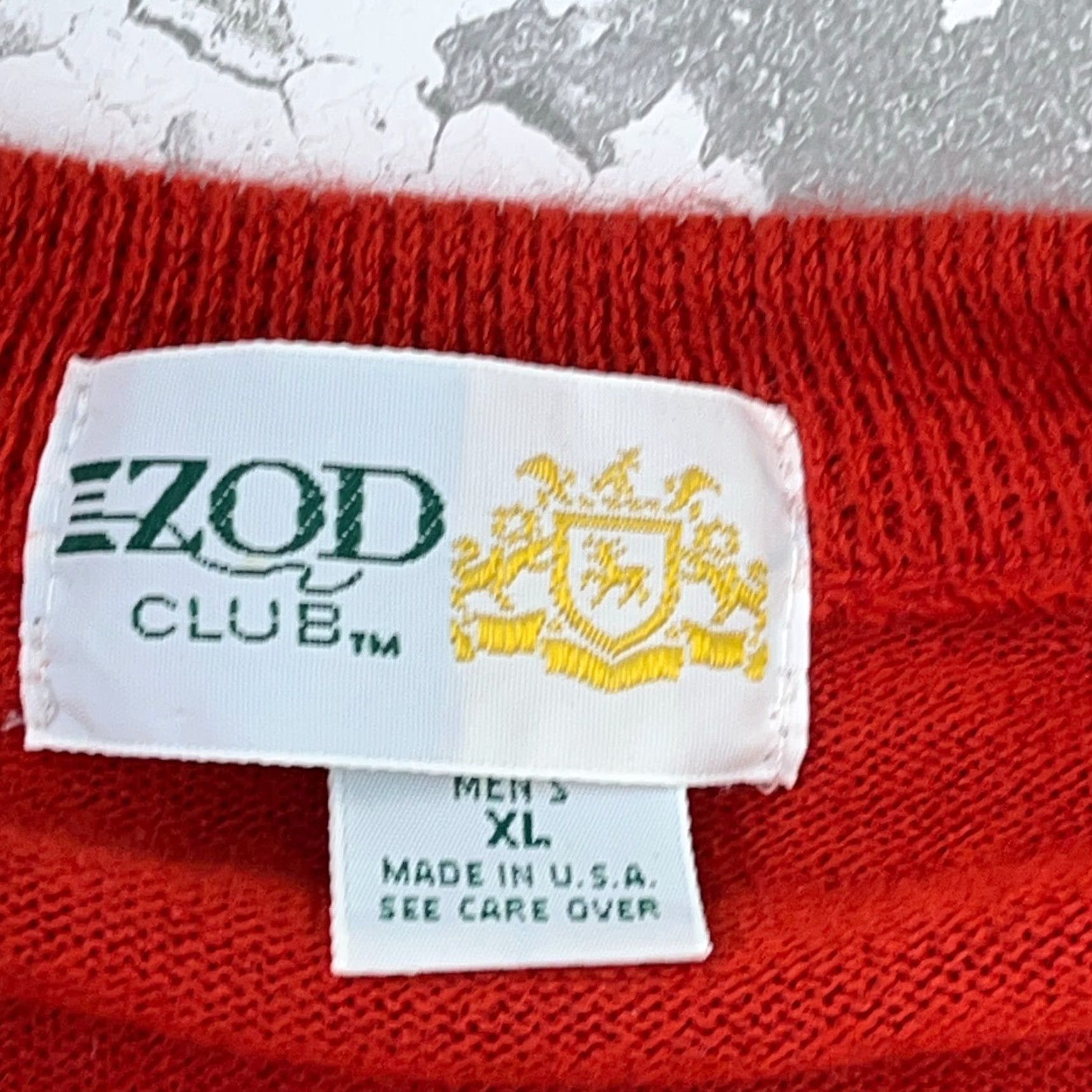 Izod VINTAGE IZOD Sweater Men M Red V-Neck Acrylic 80s 90s Grandpa Vantage Golf Shirt? Size US M / EU 48-50 / 2 - 4 Thumbnail