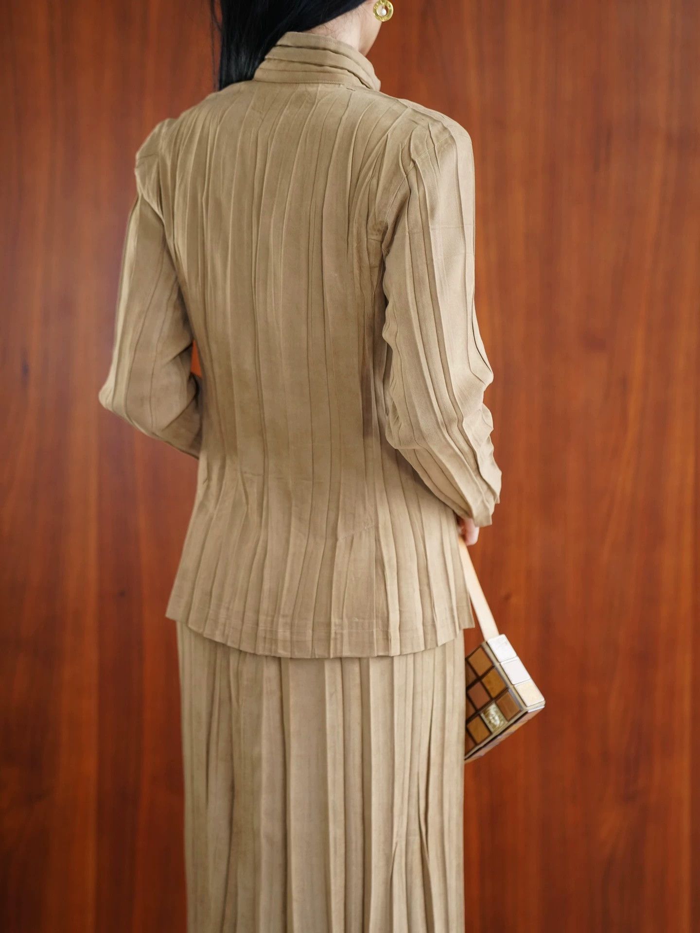 Issey Miyake Issey Miyake 90s Tan Pleated Faux Suede Jacket Skirt Set Size XS / US 0-2 / IT 36-38 - 9 Thumbnail