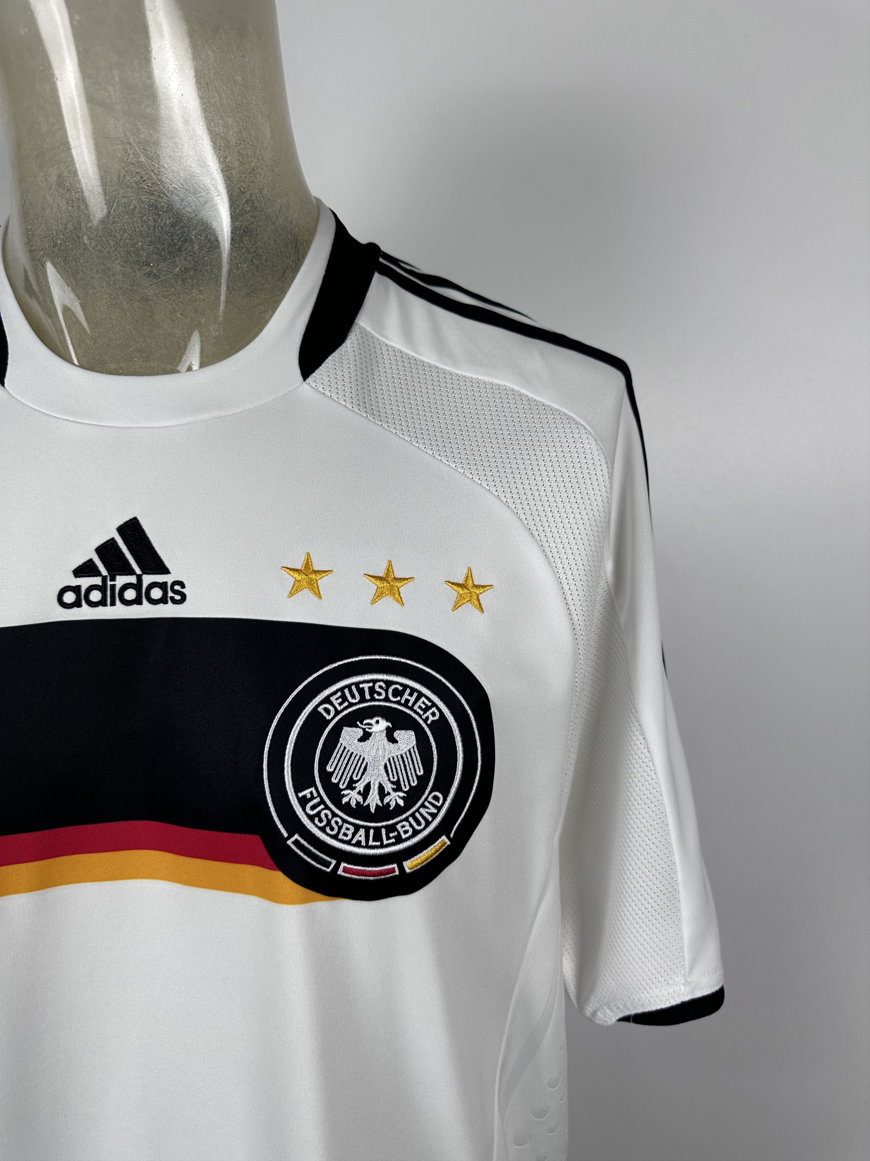 Adidas × Vintage GERMANY 2008 2009 HOME FOOTBALL SHIRT SOCCER JERSEY ADIDAS Size US L / EU 52-54 / 3 - 2 Thumbnail