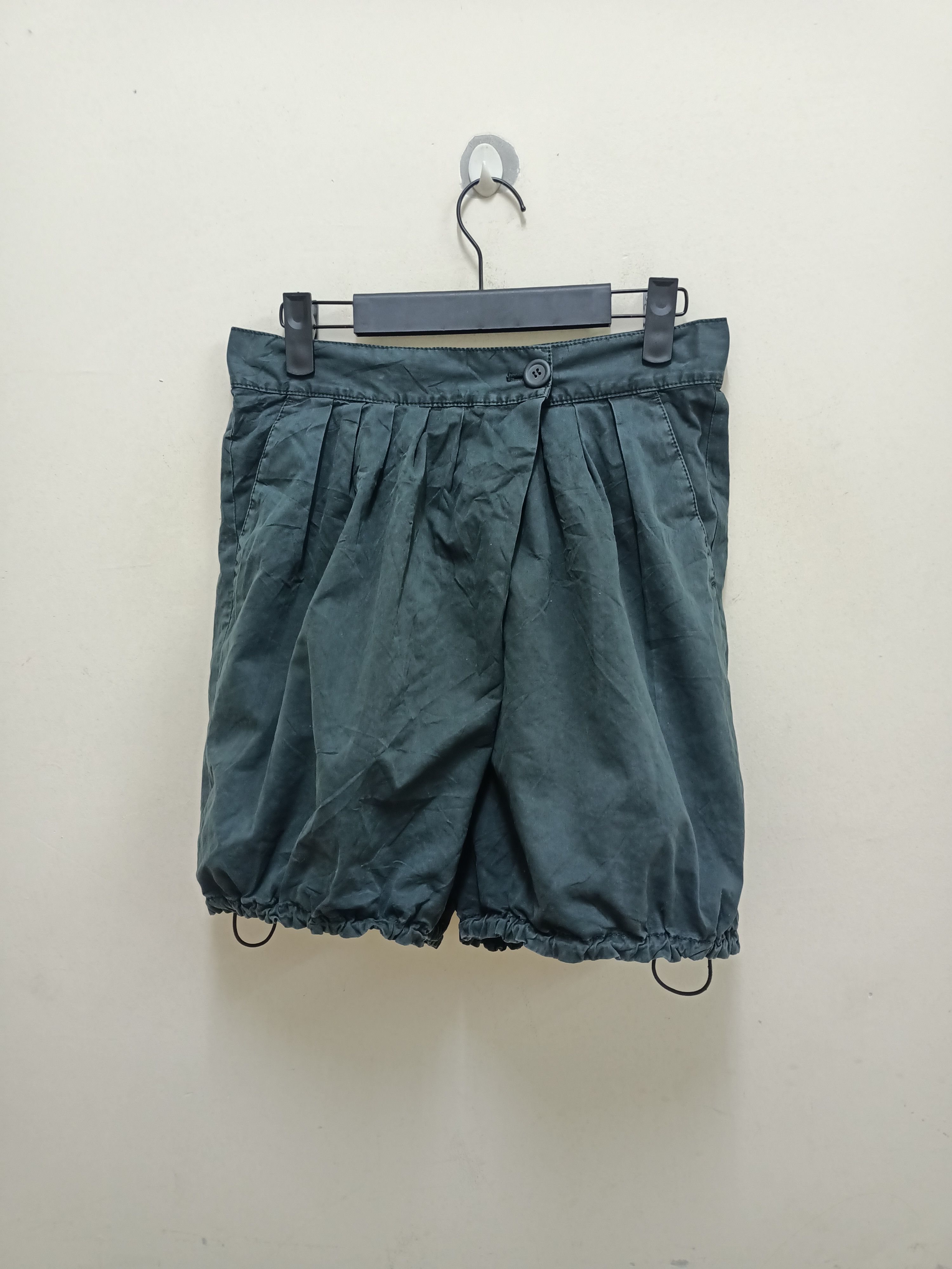 Japanese Brand Tsumori Chisato Japanese Designer short pants Size 29" - 1 Thumbnail